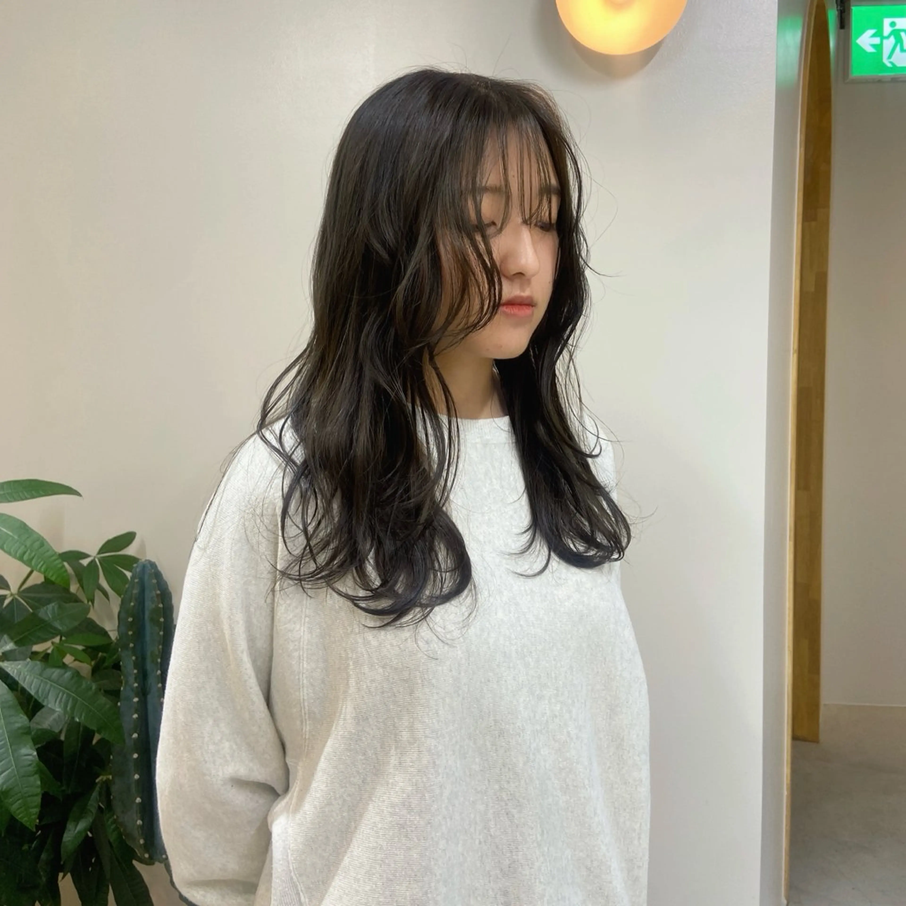 カラー ヘアカラー 三好 万葉のヘアスタイル