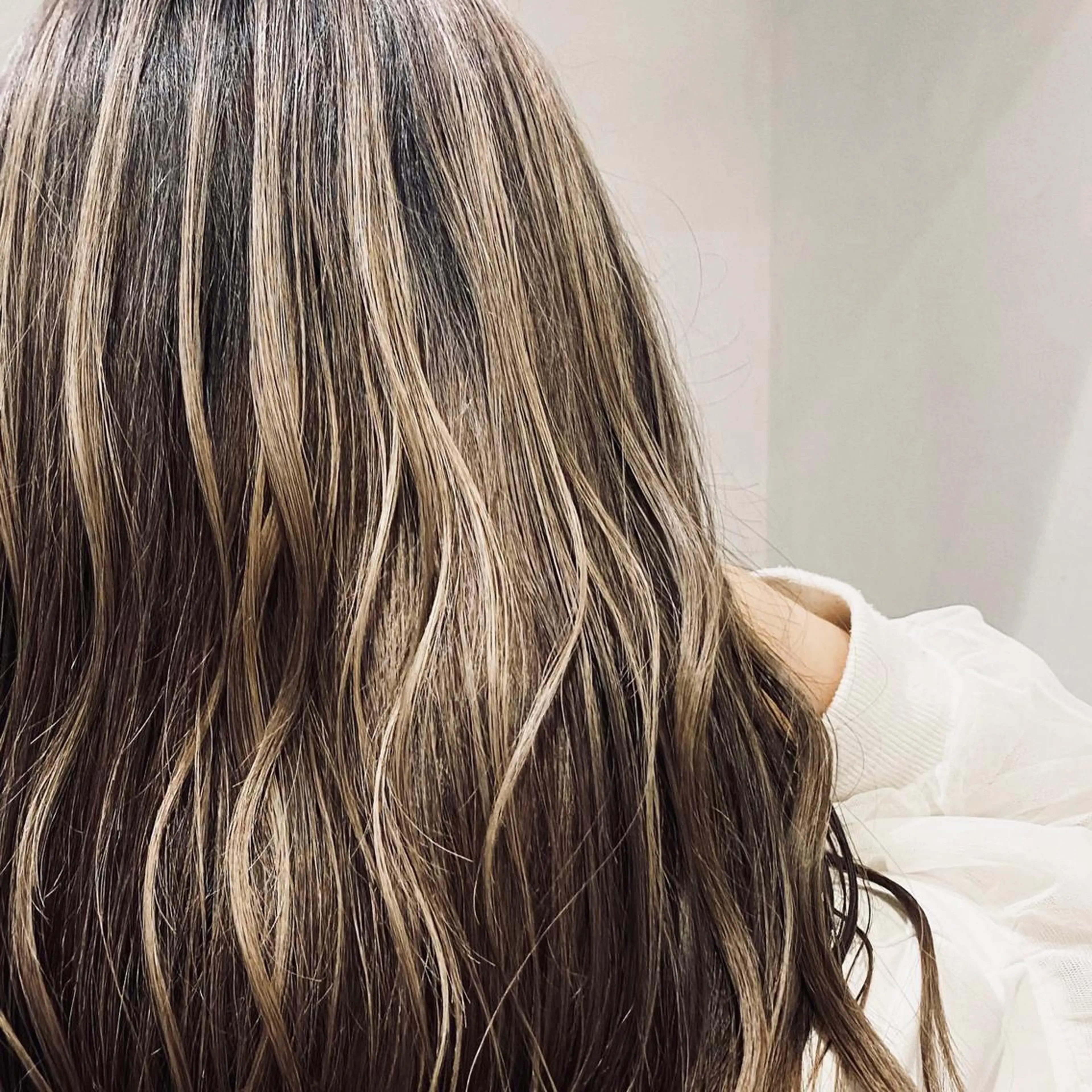 ロング カラー バレイヤージュ レイヤーカット 🌈透明感カラー ✨松田龍也🌈のヘアスタイル