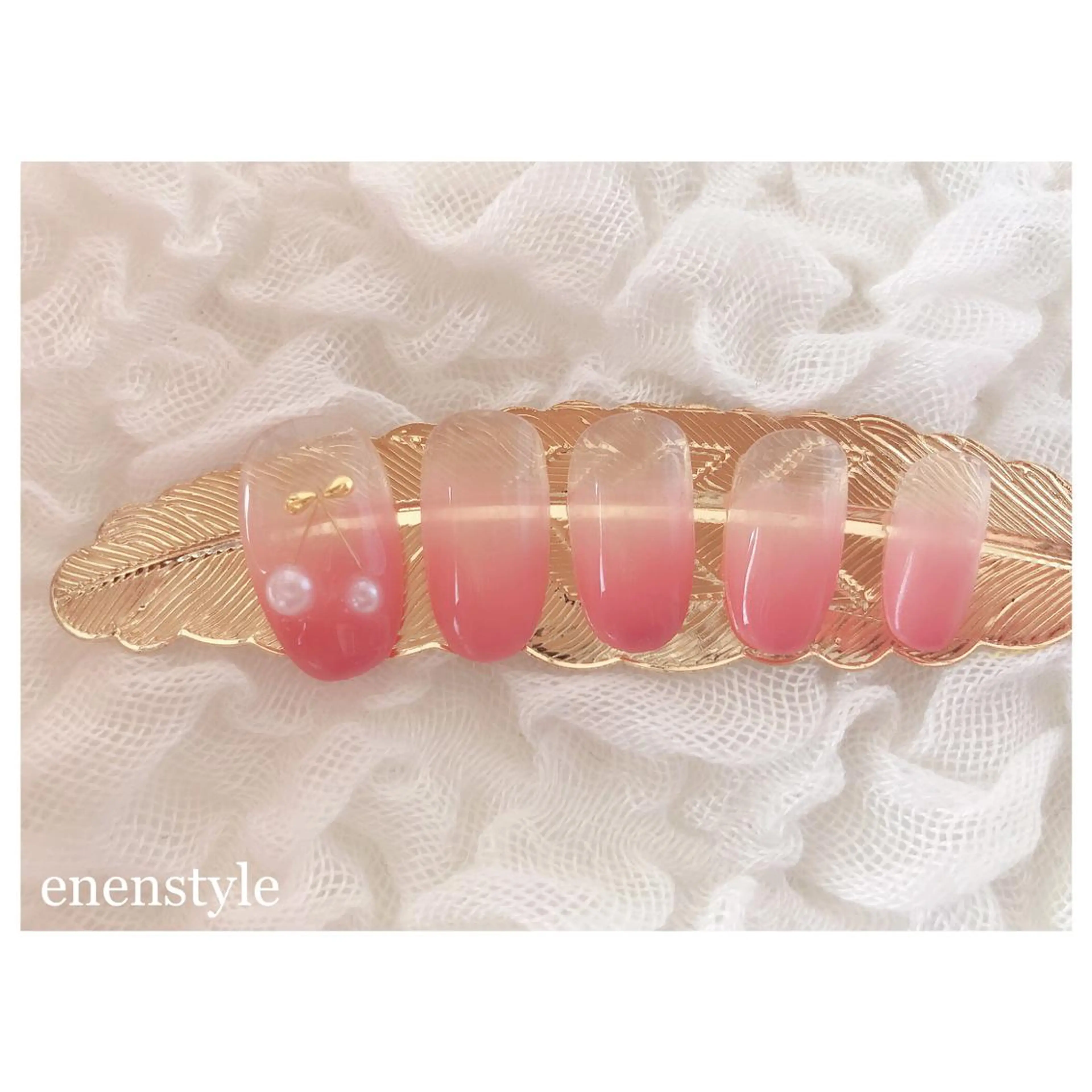 ショート ネイル グラデーション ピンク ハンドネイル 👑enen style👑のネイルデザイン