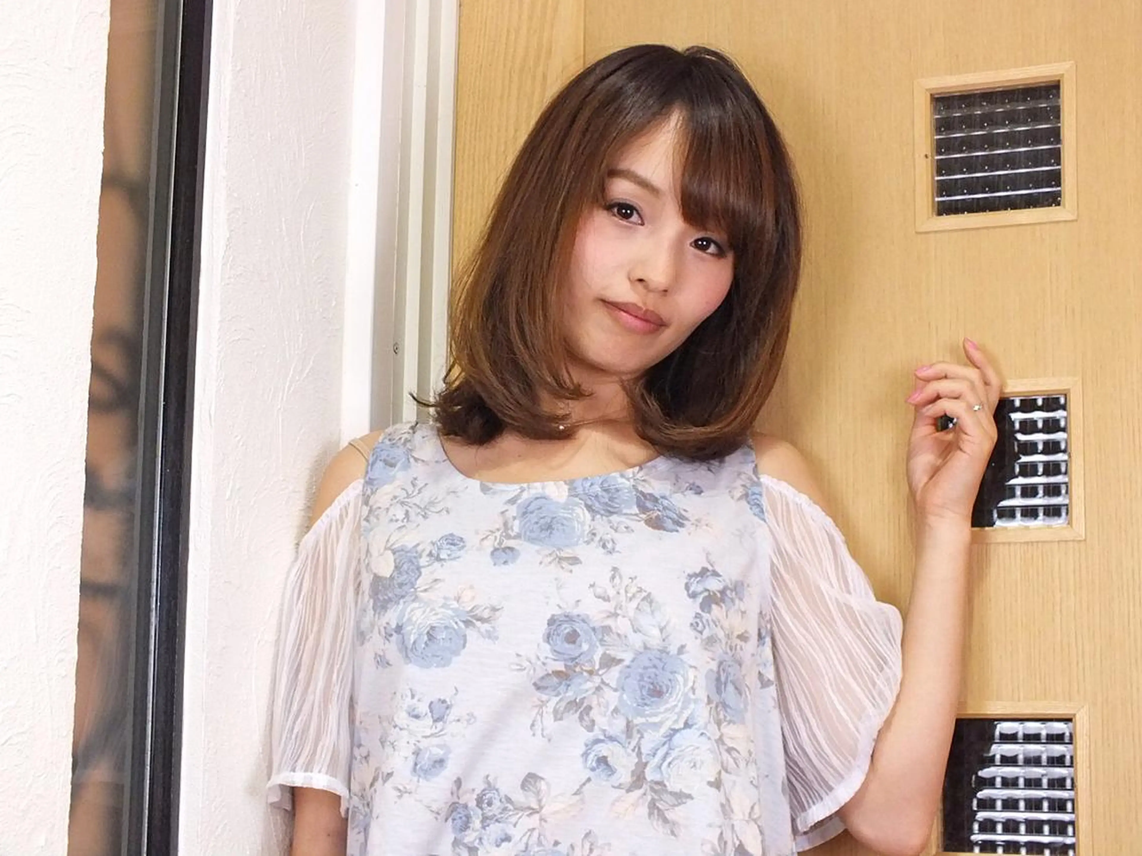 ミディアム カラー パーマ hair shiki -志希-のヘアスタイル