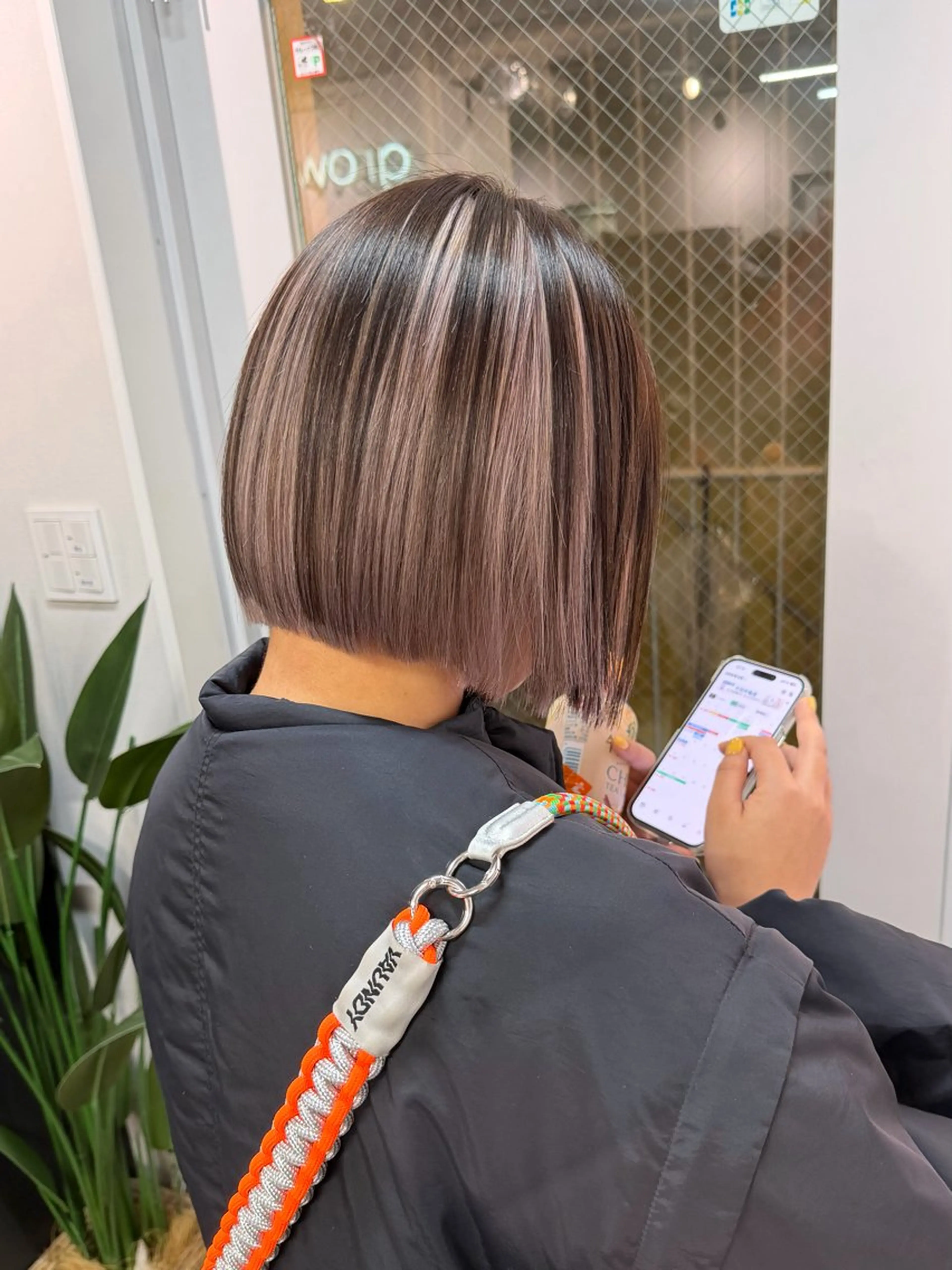 ミディアム カラー ベージュカラー ブリーチ ホワイトベージュ カット ヘアカラー トリートメント 🍀ブリーチ/艶カラ ー🍀 コイケのヘアスタイル