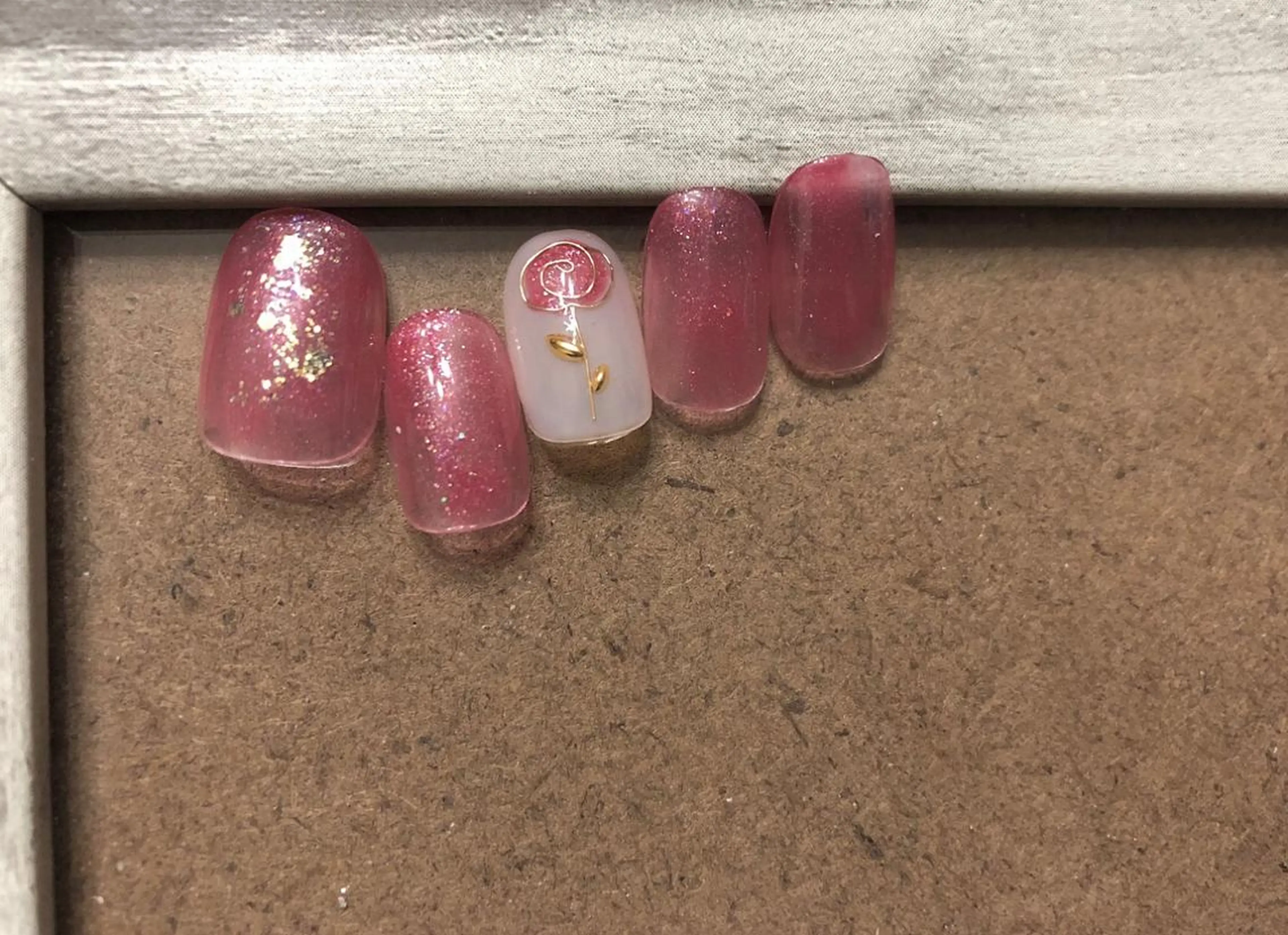 ネイル パラあり！フィルイン 美フォルムのネイルデザイン