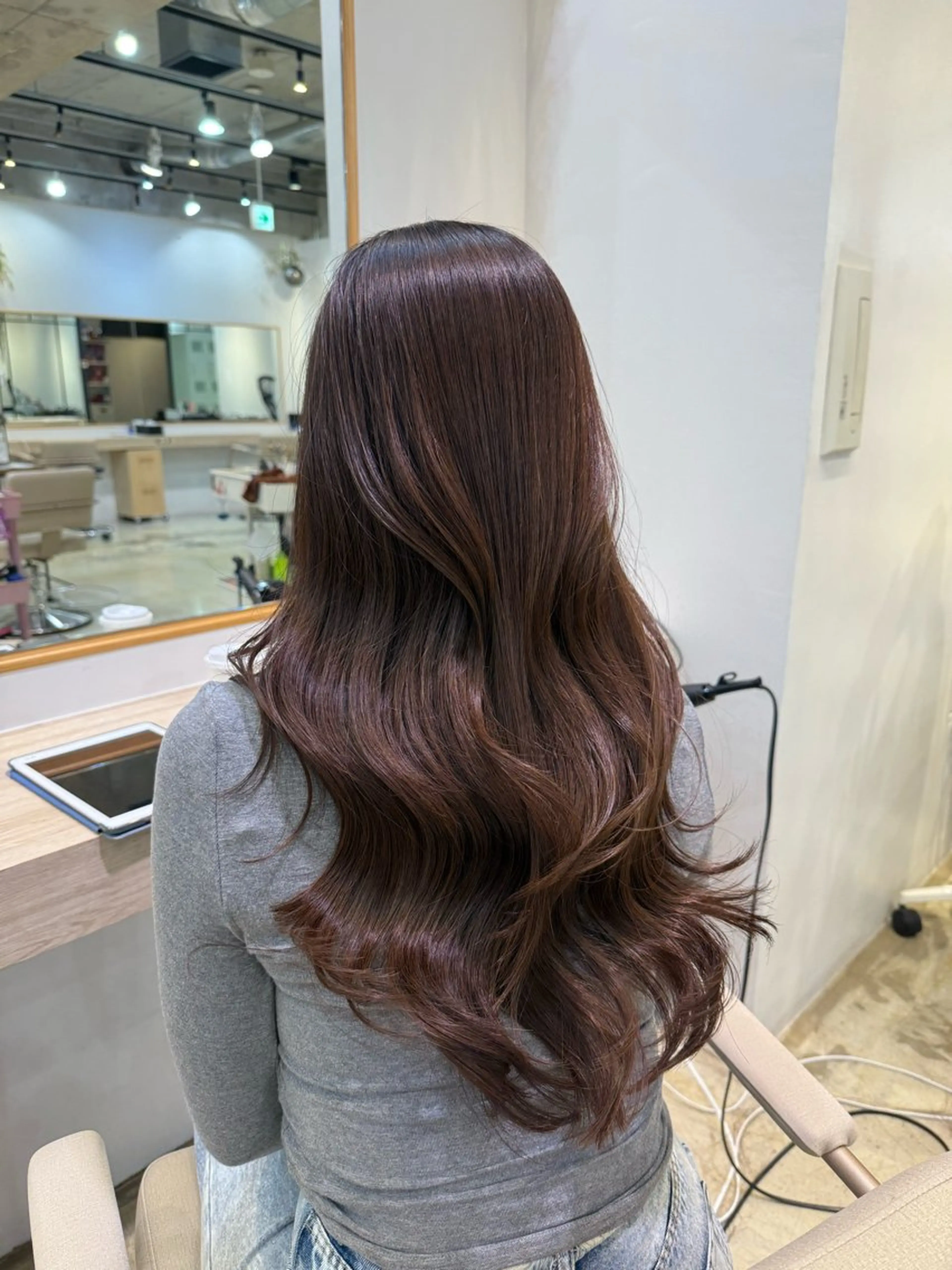 🩵カット＋ワンカラー＋Aujua 5step トリートメント🩵超音波アイロン付き！の写真