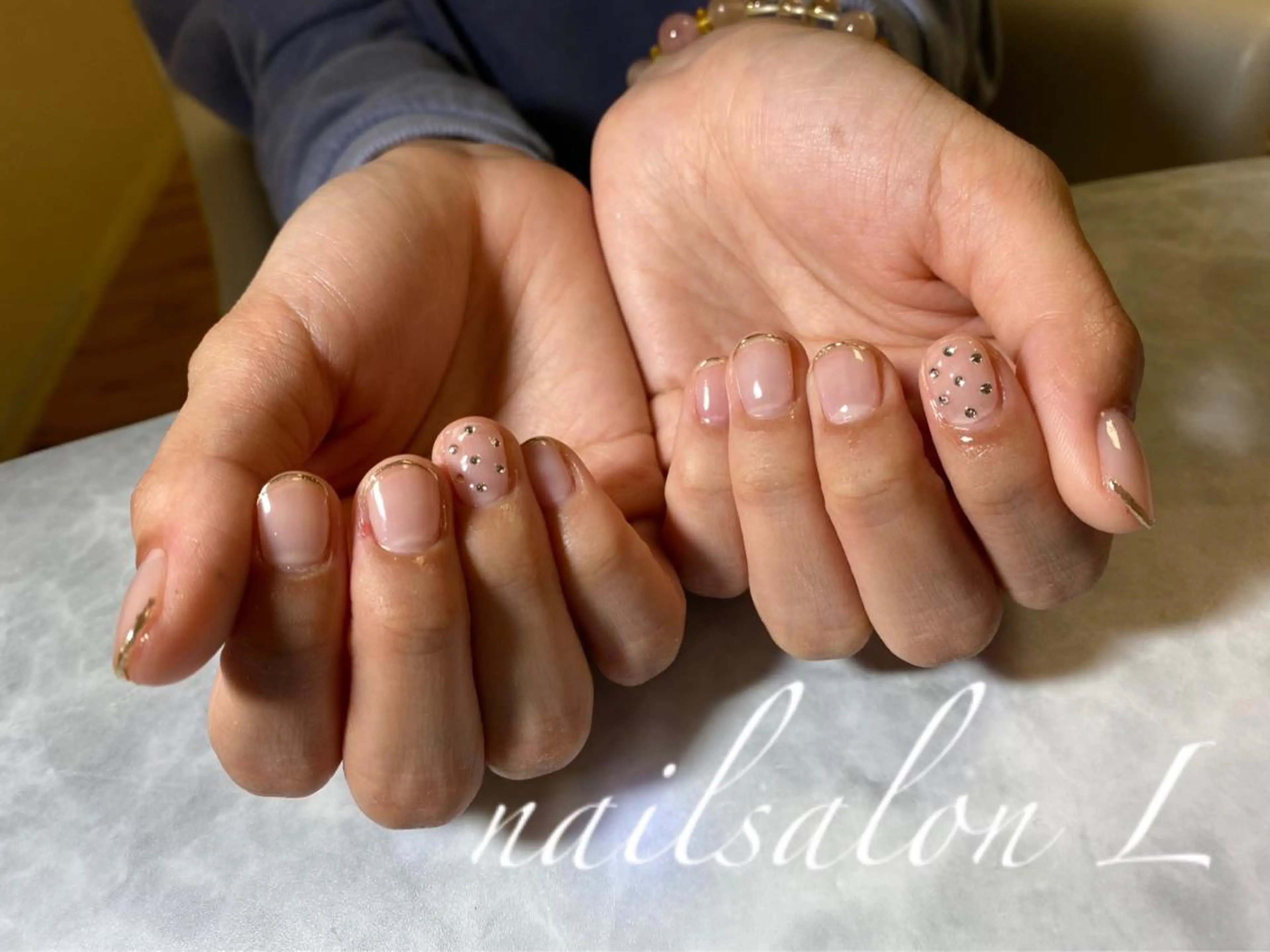 ネイル フレンチネイル ミラーネイル NAILSALON Ｌのネイルデザイン