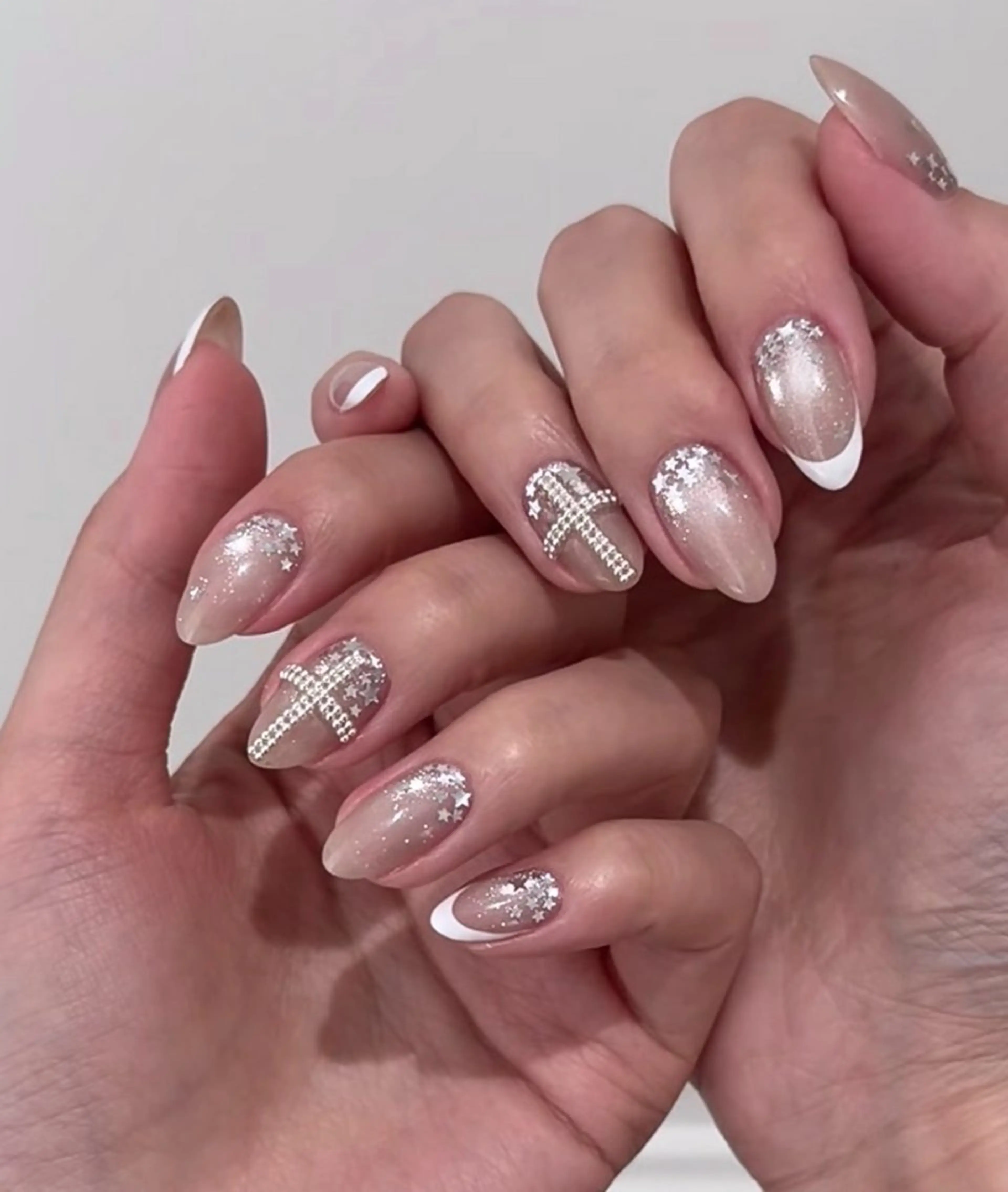 ネイル 桜ネイル フットネイル フレンチネイル グラデーション 氷ネイル・うるうるネイル ハンドネイル Lynn_ Nailのネイルデザイン
