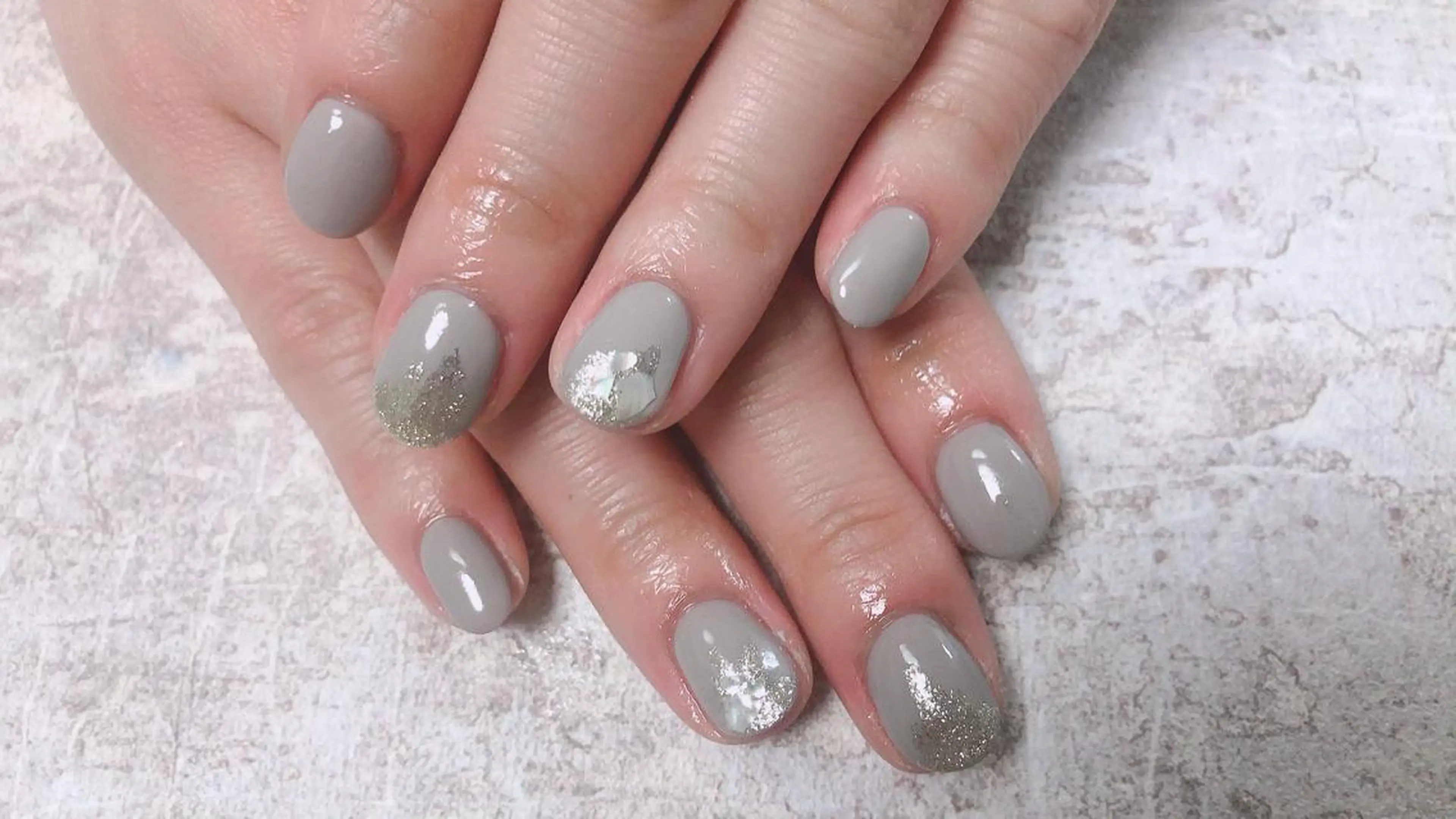 ネイル mogunail &blowのネイルデザイン