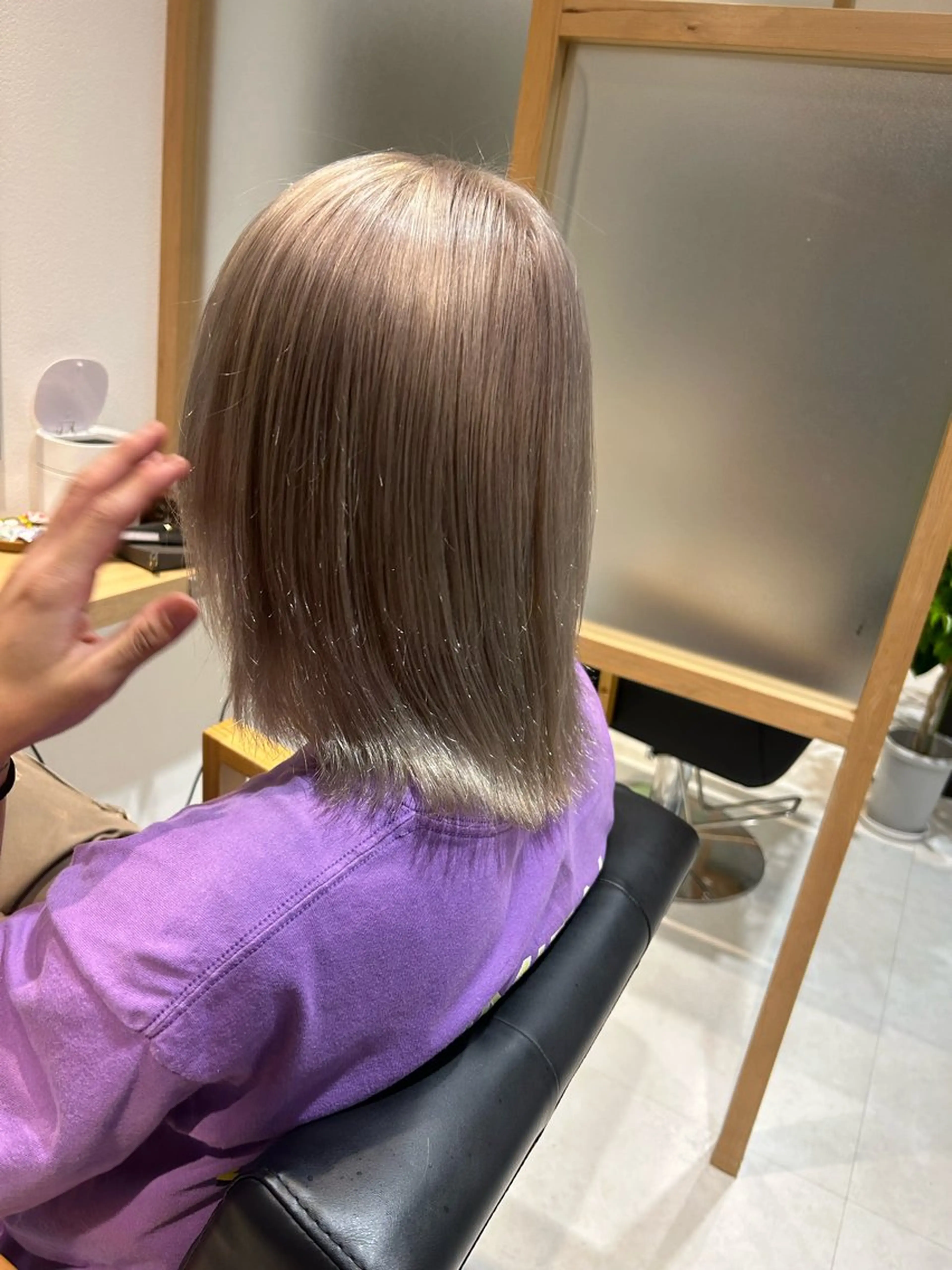 カラー 佐藤 嶺のヘアスタイル