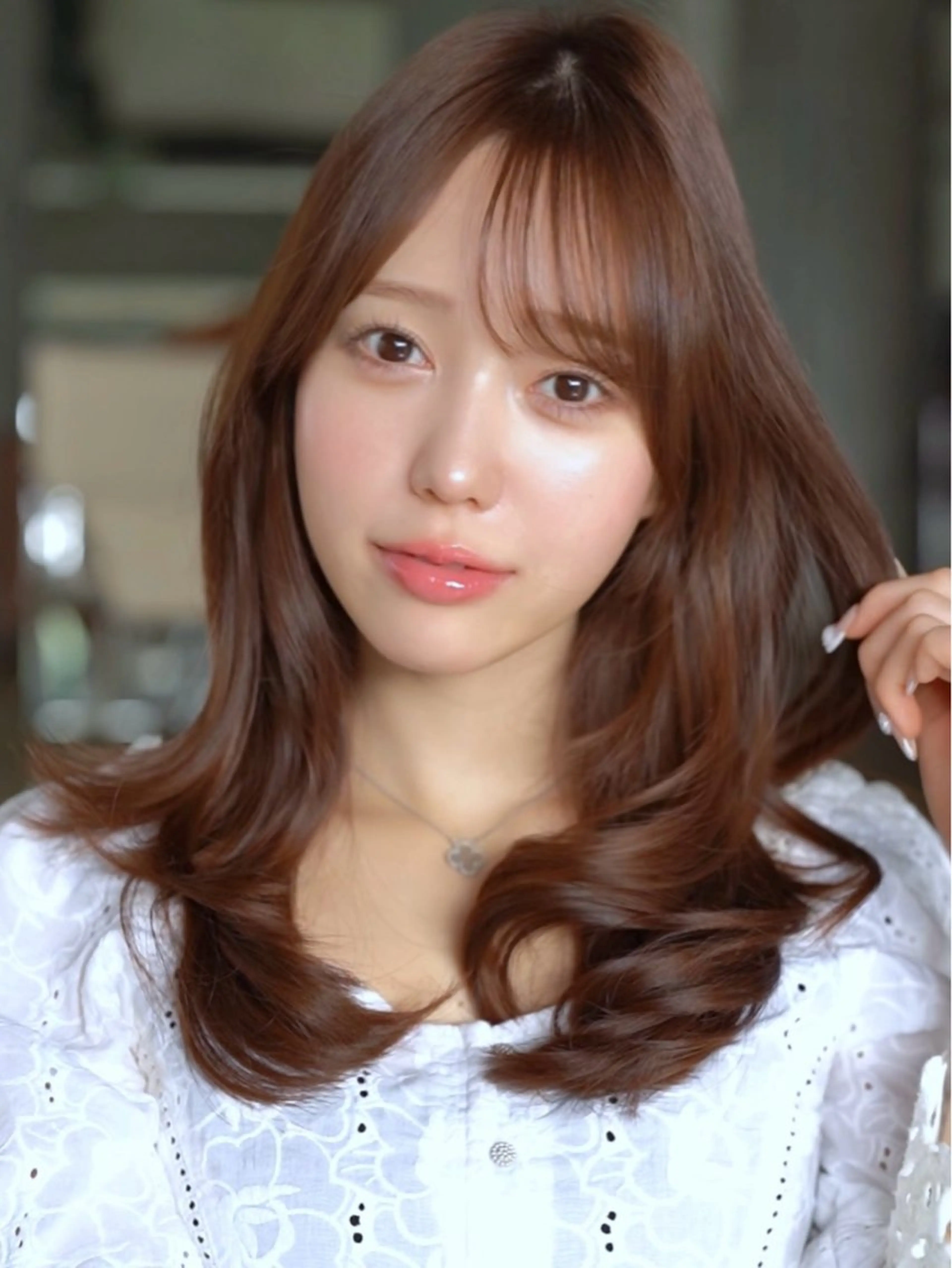 ミディアム カット ヘアカラー トリートメント 似合わせレイヤー モテカラー🤍三科のヘアスタイル