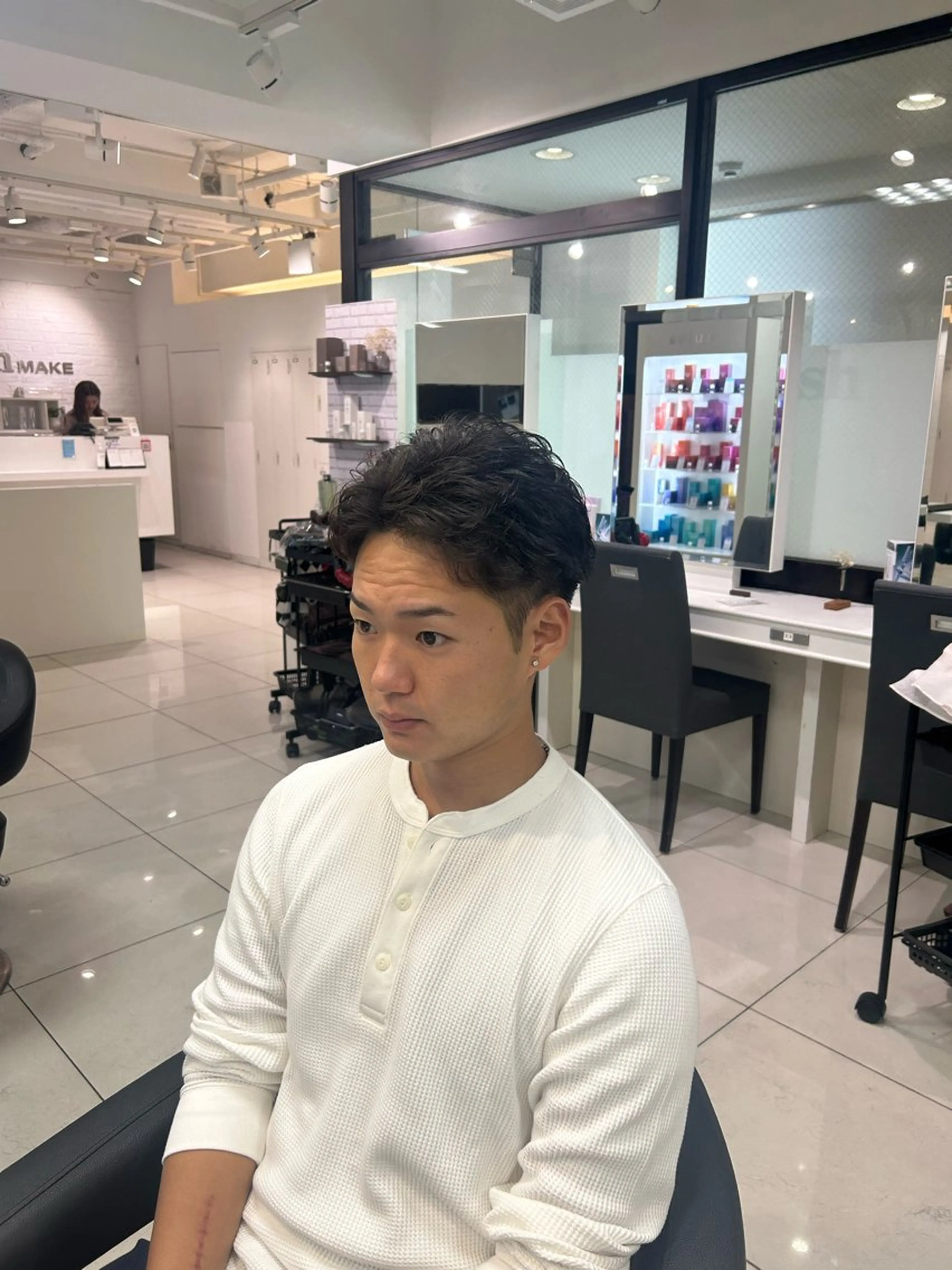 【垢抜けたい方必見✨イメチェンできる/日中⭕️】メンズカット＋眉カット＋シャンプーの写真