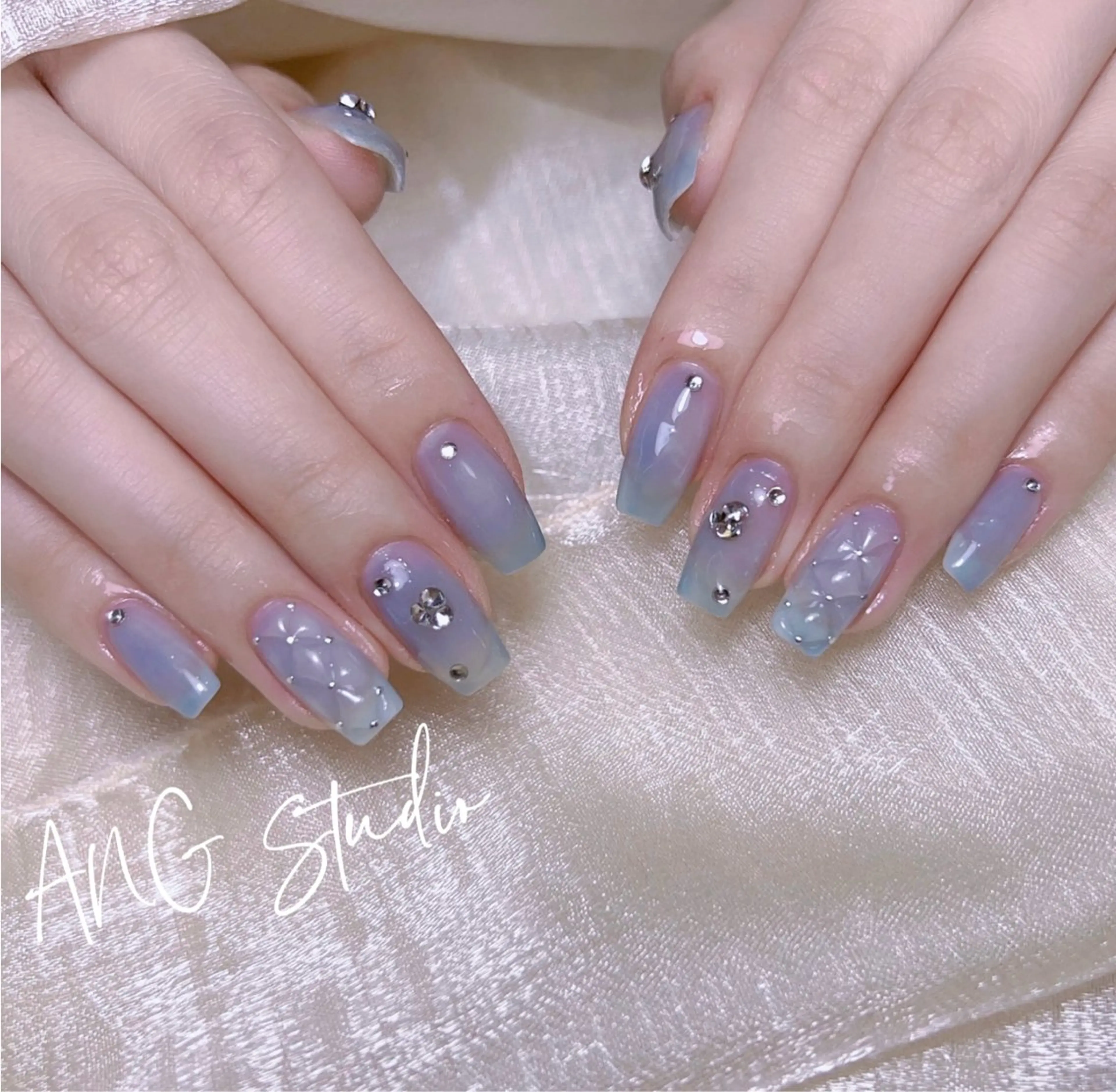 ネイル ハンドネイル ハンドケア ANG Studioのネイルデザイン