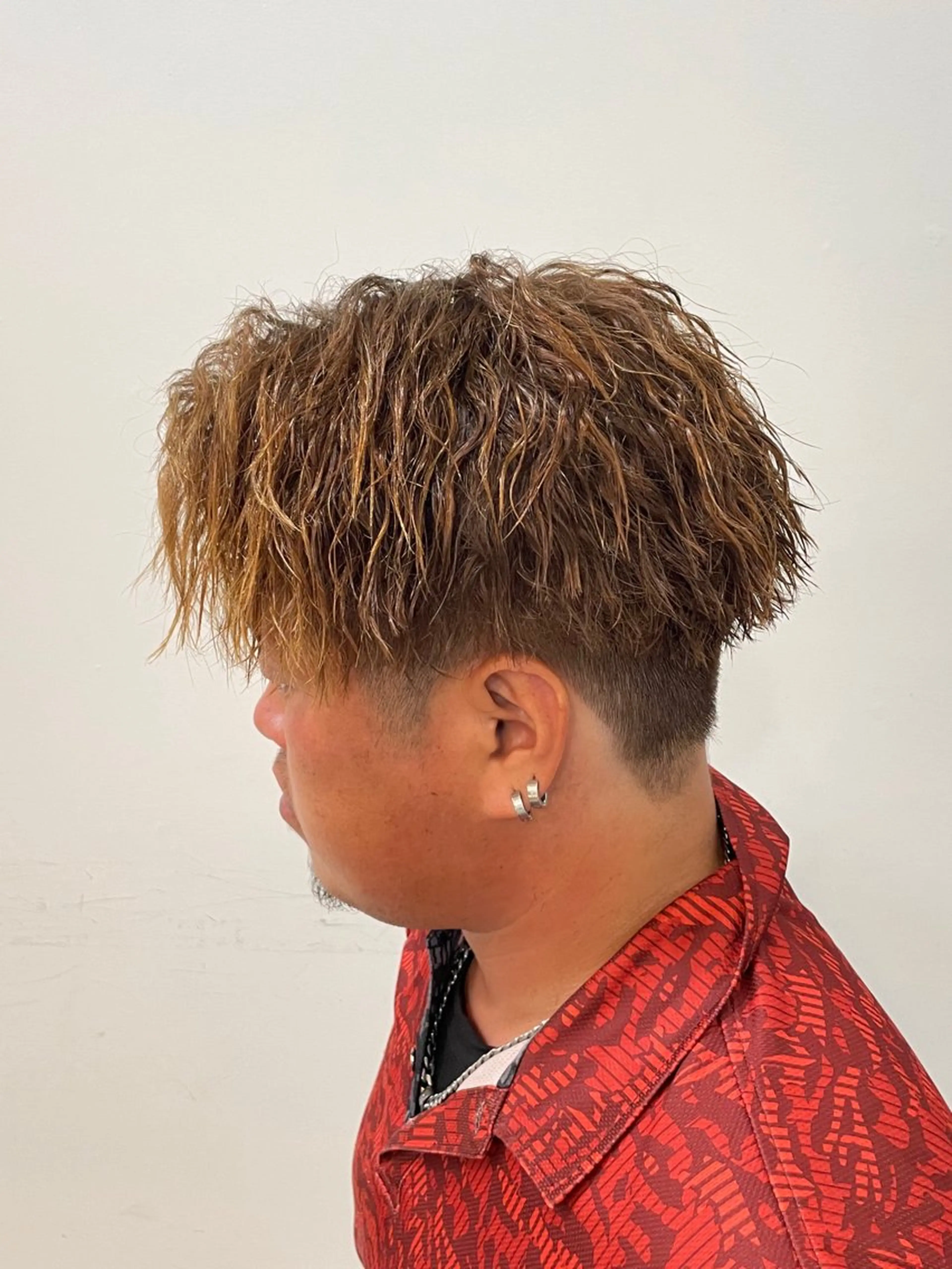 ショート パーマ ツイストスパイラルパーマ 似合わせカット スパイラルパーマ 【メンズ専門】 古田 隆悟のヘアスタイル