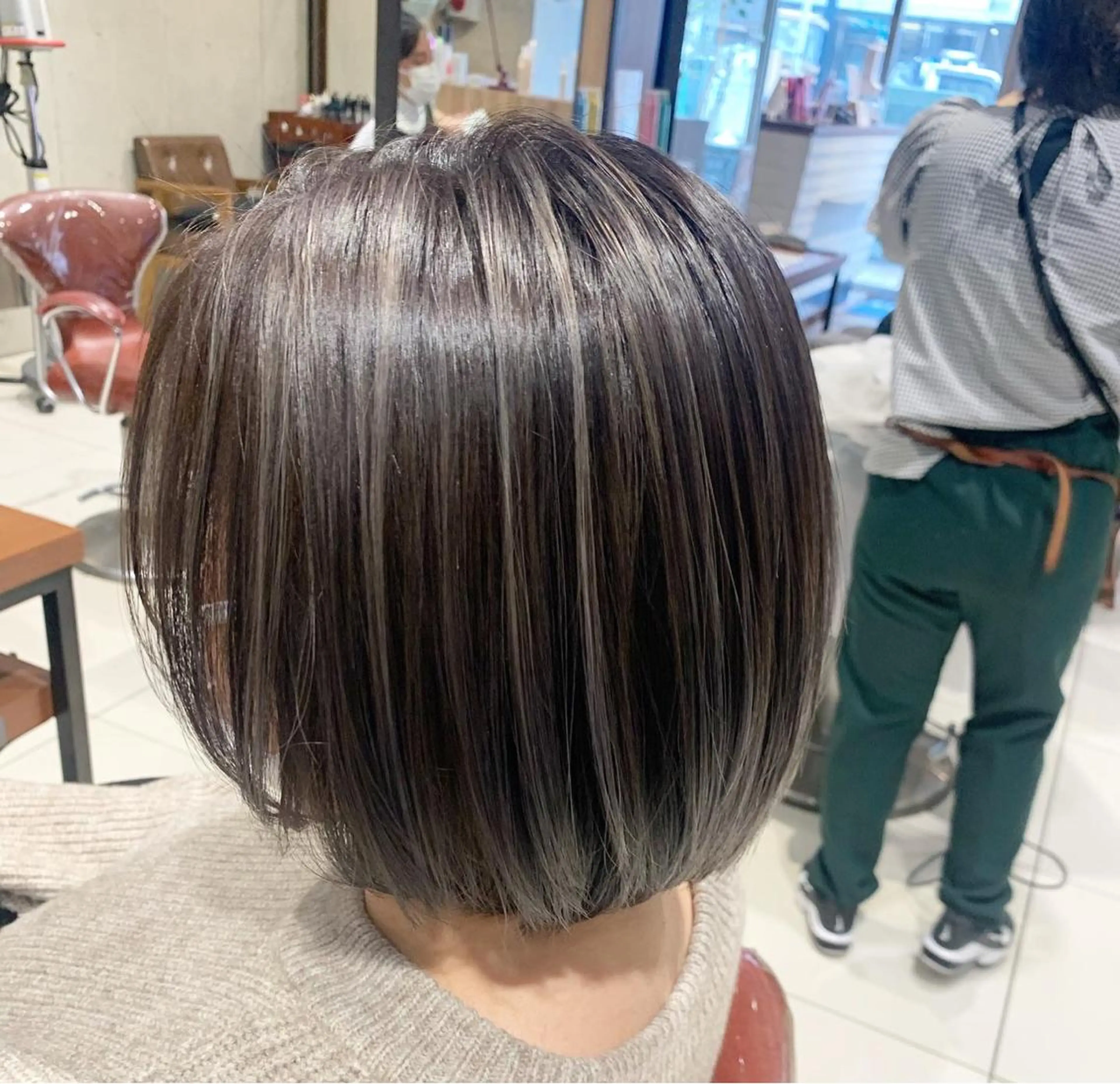 ショート カラー ハイライトカラー ハイライト AQUA 平田真一のヘアスタイル