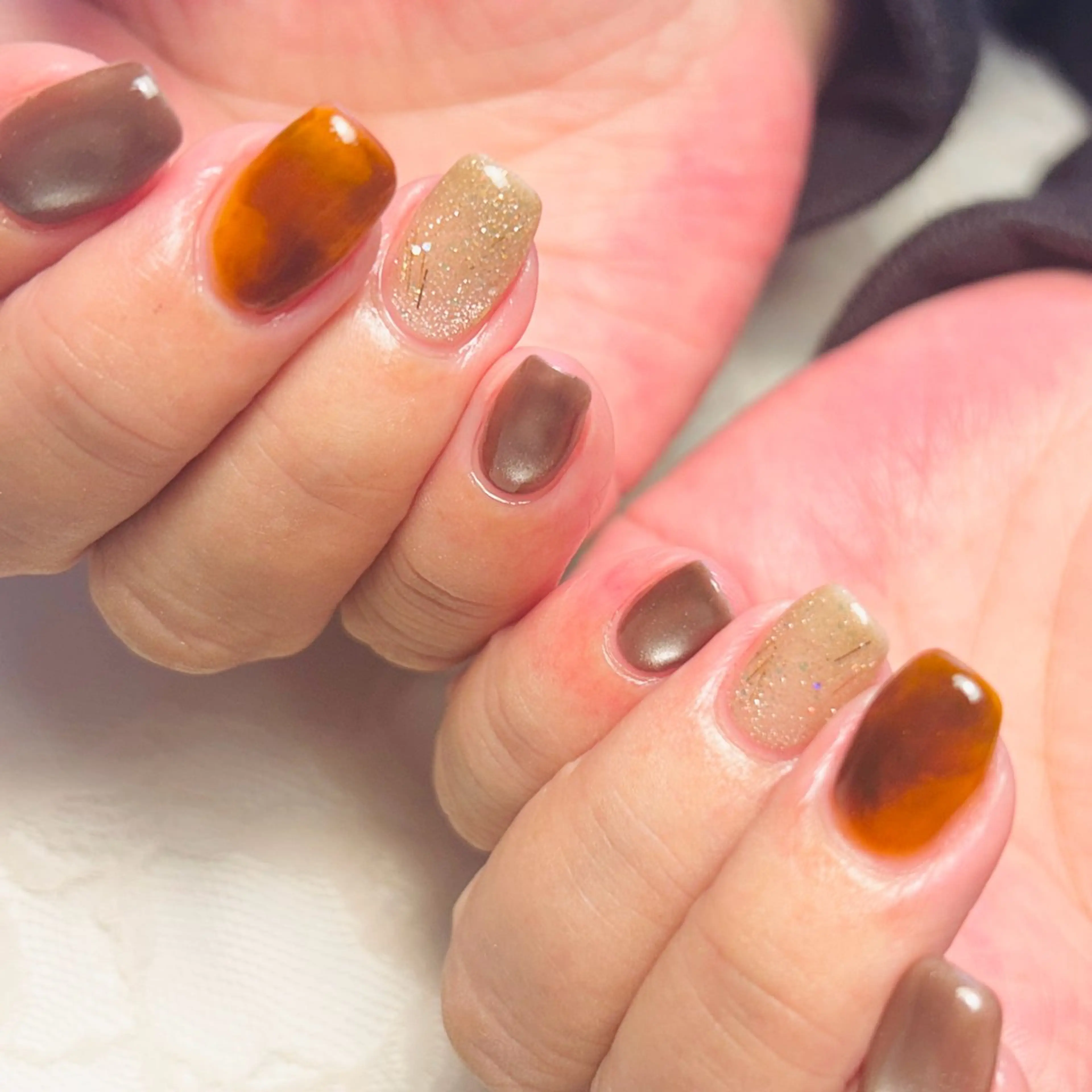 ネイル べっ甲ネイル マグネットネイル Lily nailのネイルデザイン