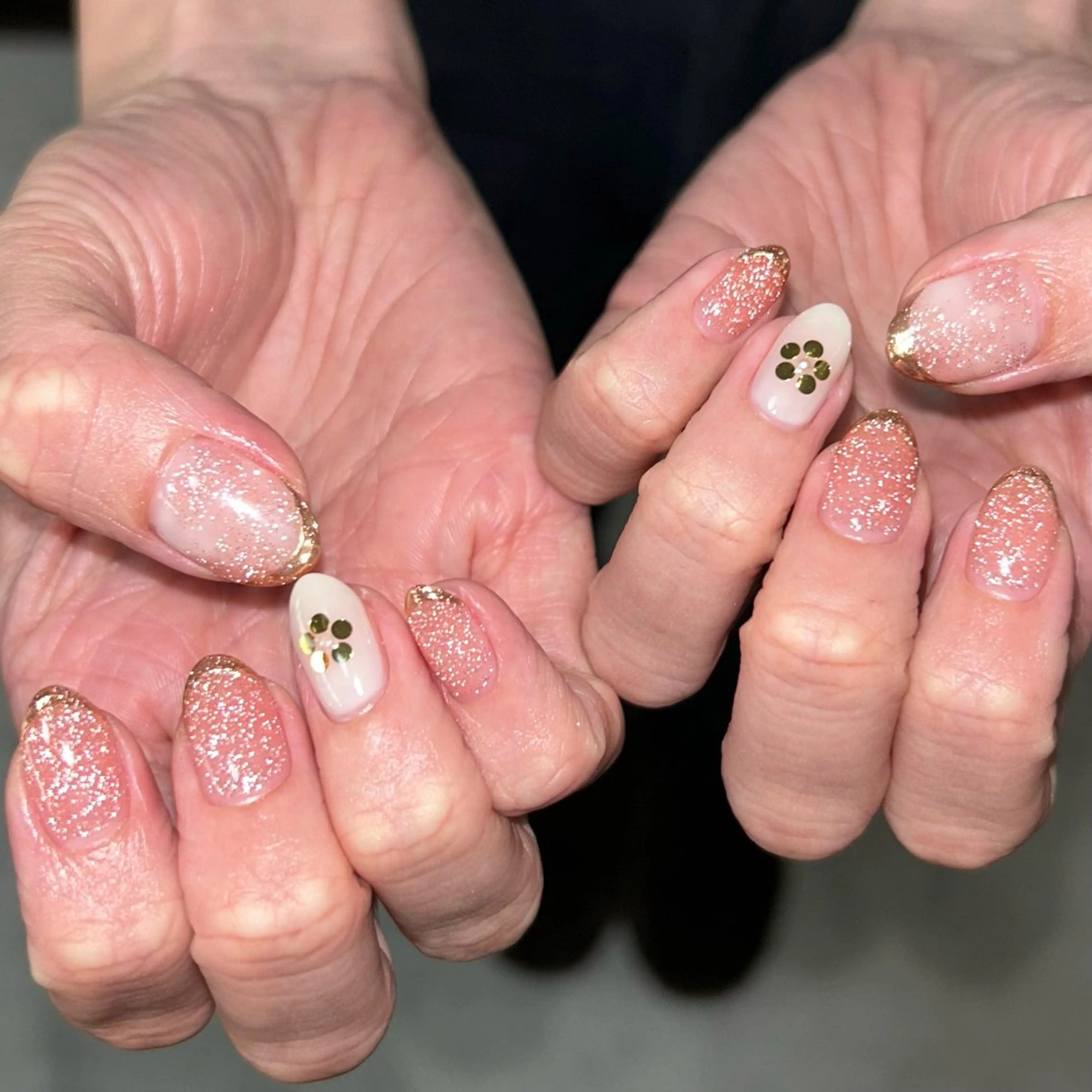 ネイル ハンドネイル フットネイル +me【プラスミー】 nemのネイルデザイン