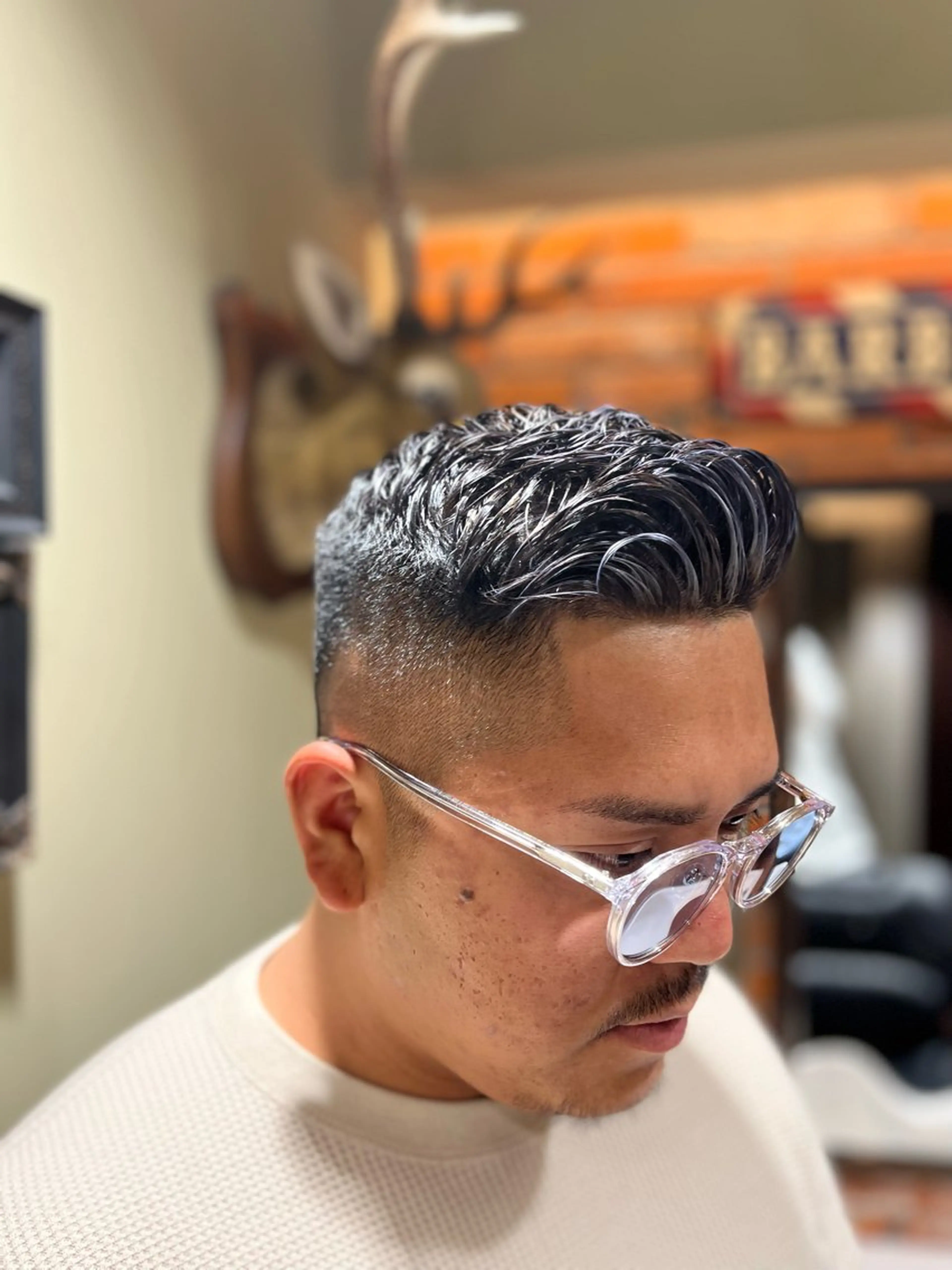 カット+ハイライト+オンカラー (#池袋#メンズカット#フェード#メンズカラー#ブリーチ#ホワイトハイライト)の写真