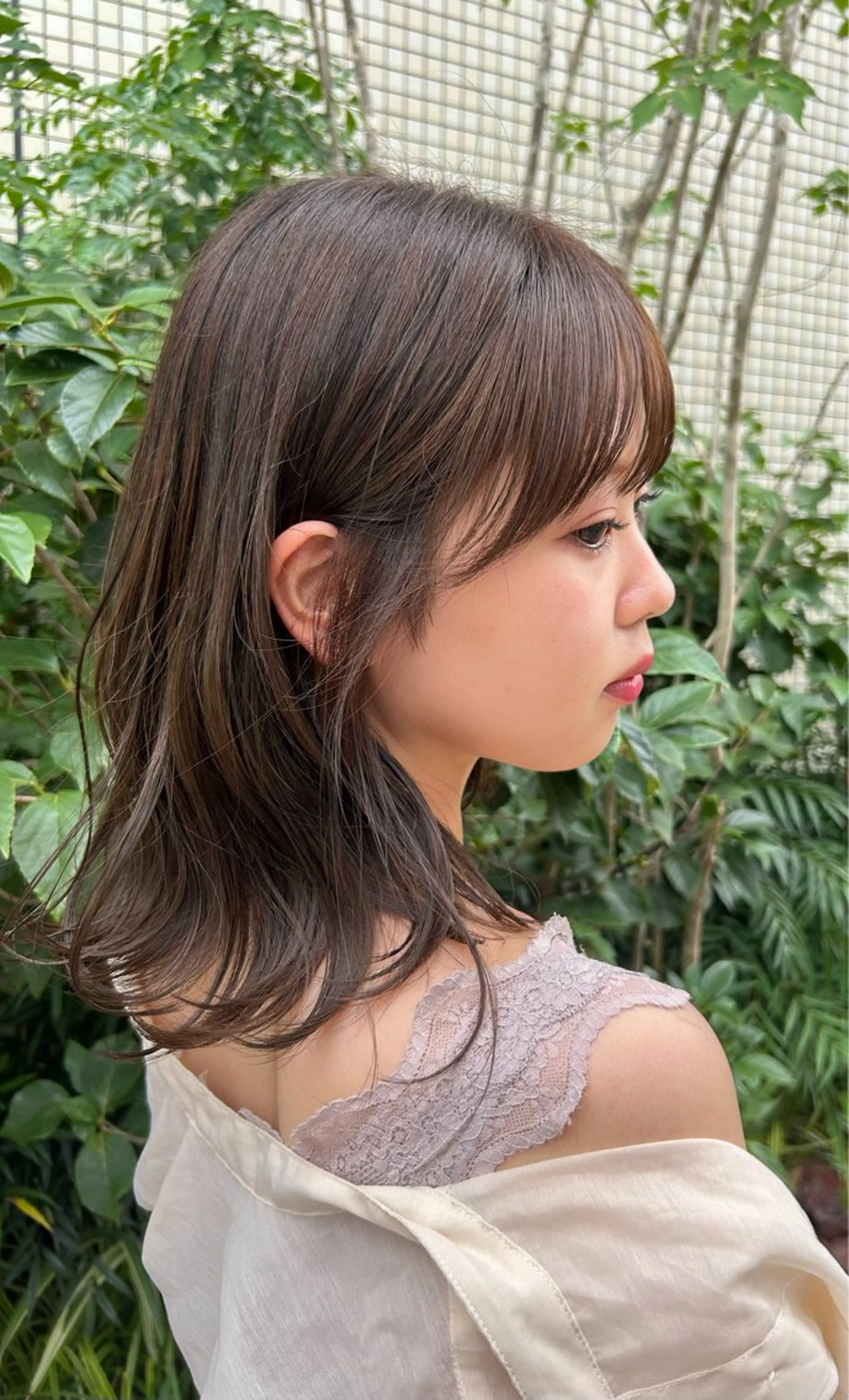 ミディアム カラー ベージュカラー オリーブベージュ 髪質改善 トリートメント 小倉/レイヤー/ 顔周りカット/naoのヘアスタイル