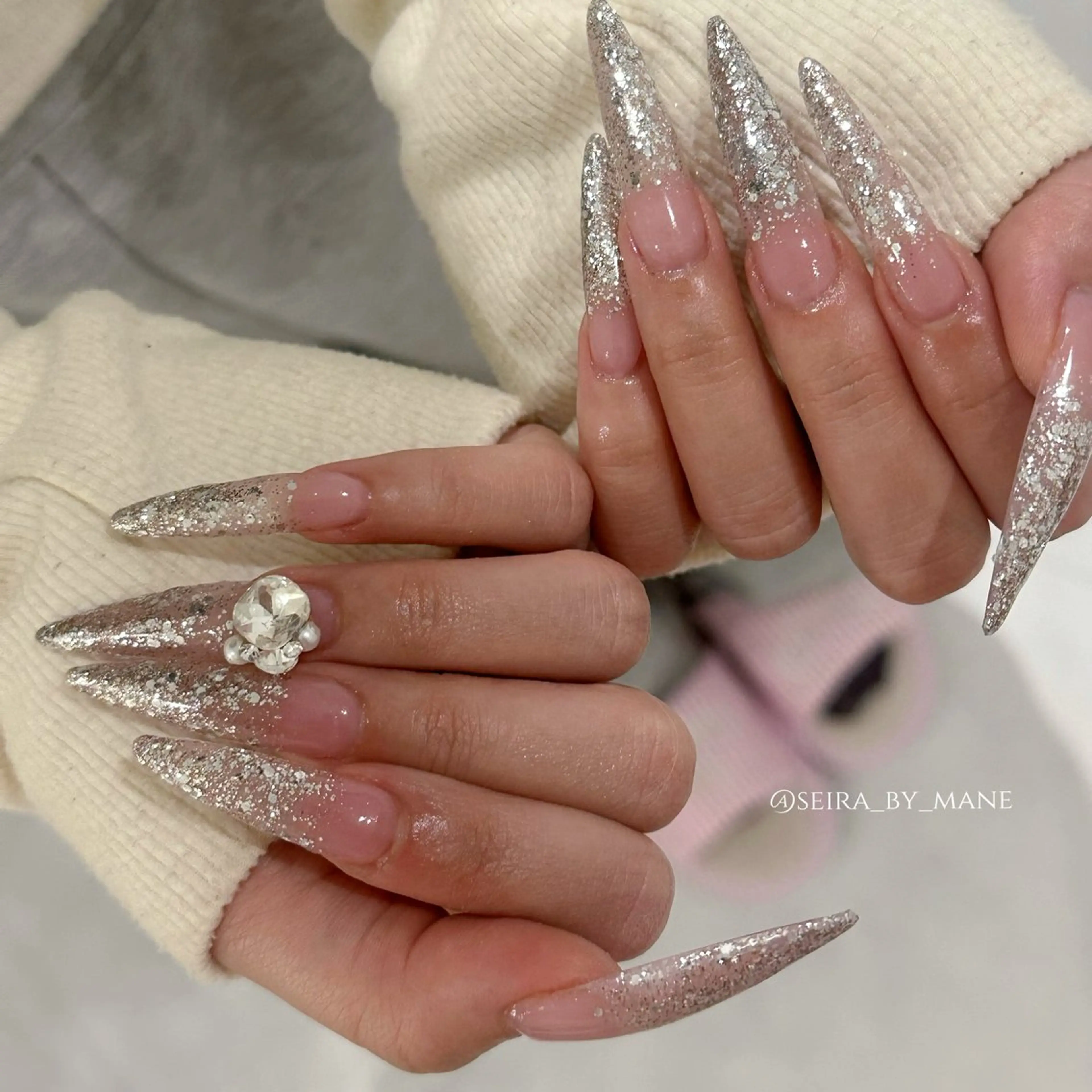 マグネットネイル＆ミラーネイル＆カラグラ＆ラメグラの写真