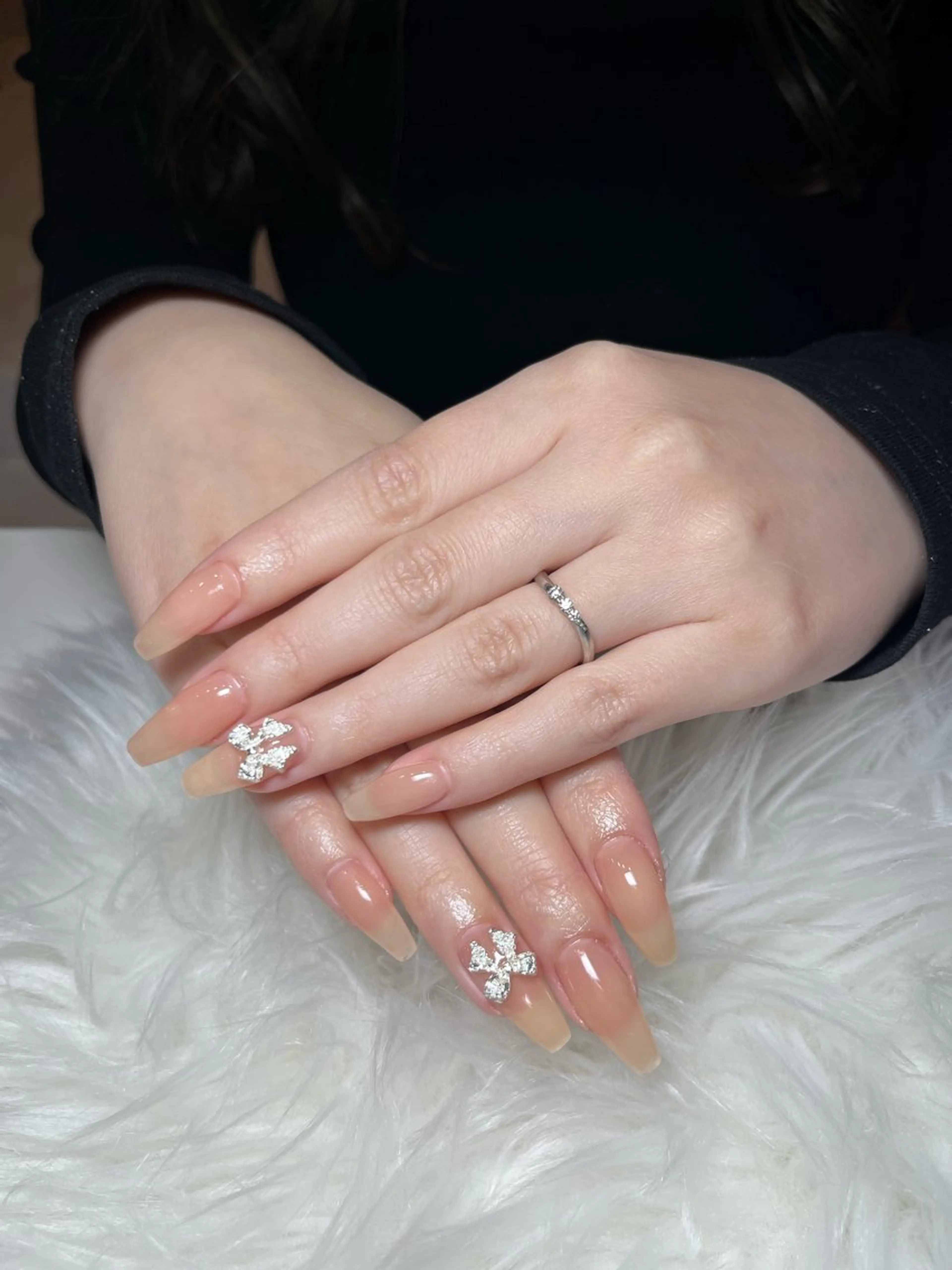 ネイル ハンドネイル 冨田 茉優のネイルデザイン