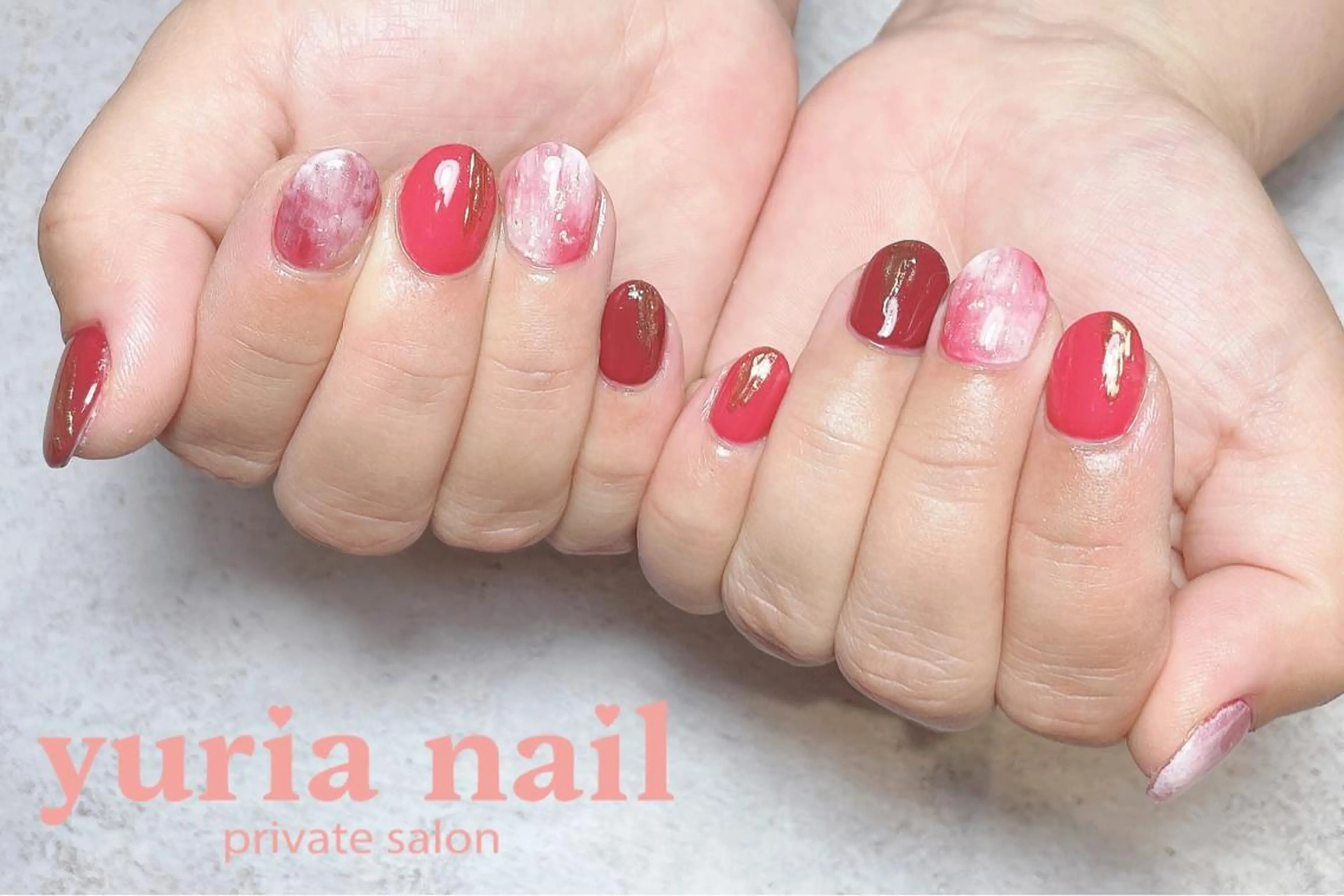 ネイル ジェルネイル ニュアンスネイル ピンク 赤色 バレンタイン 小林 ゆりあのネイルデザイン