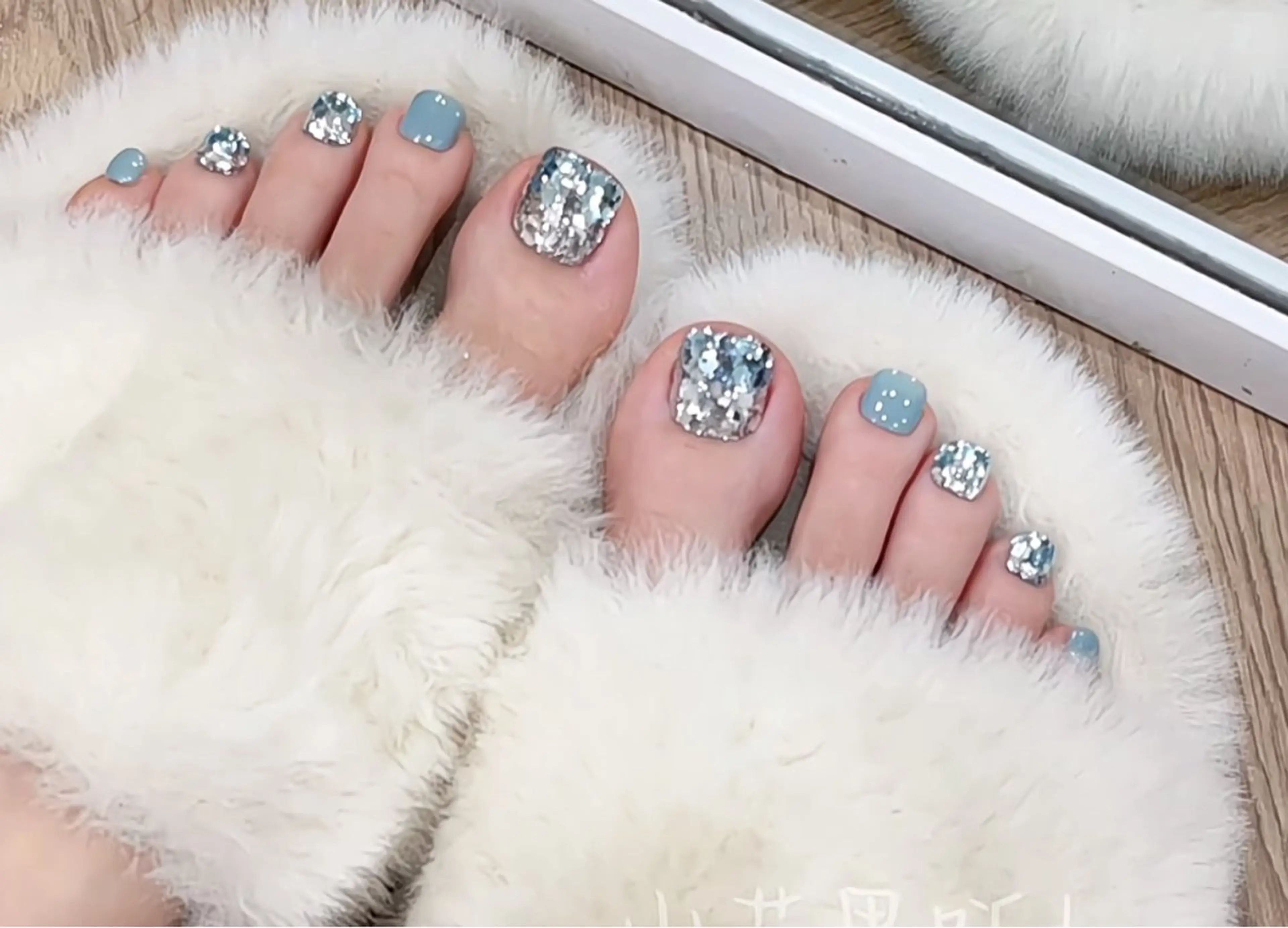 ネイル フットネイル 長さだし専門店 ROKANAILのネイルデザイン