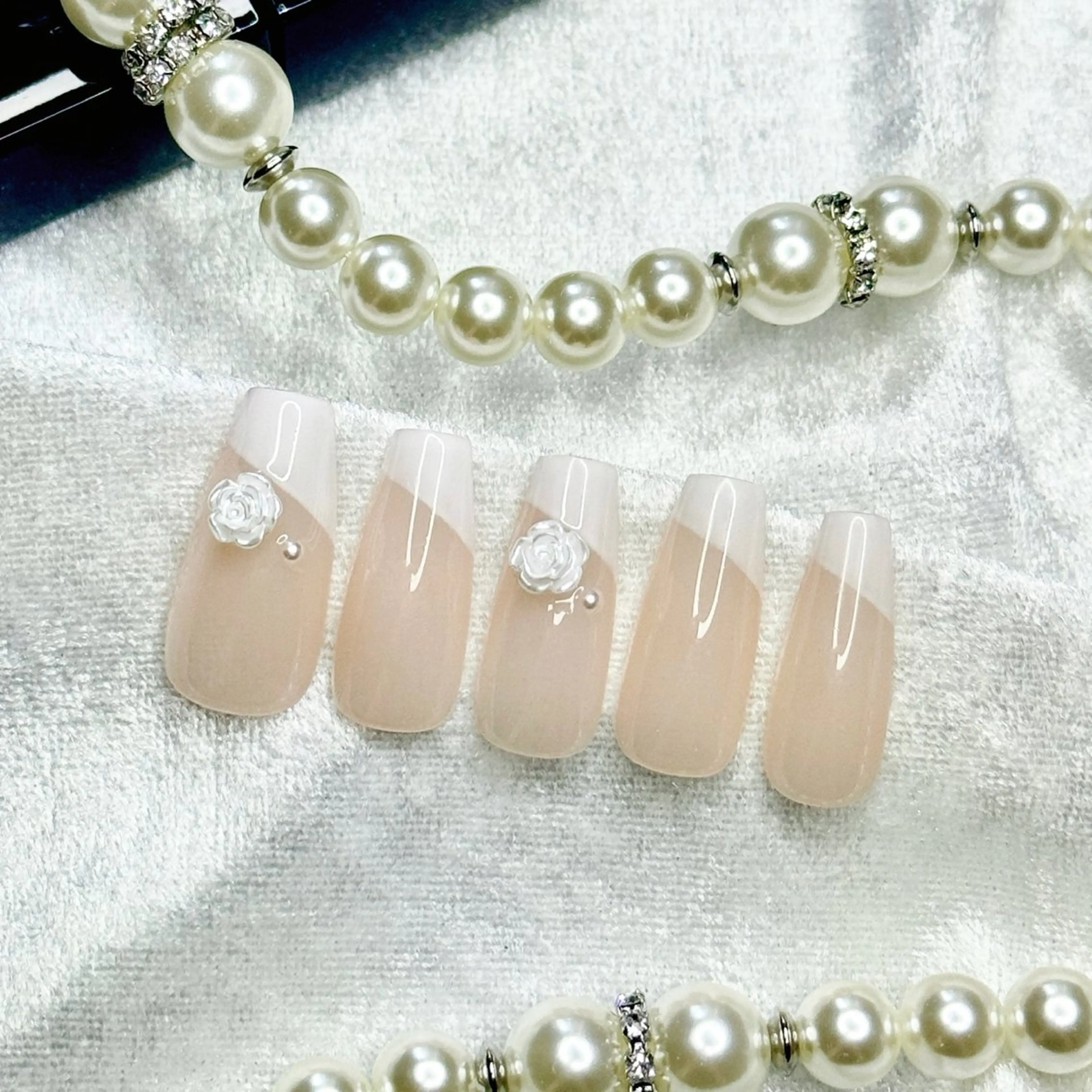 ネイル ハンドネイル Nail salon Lycoris キキのネイルデザイン