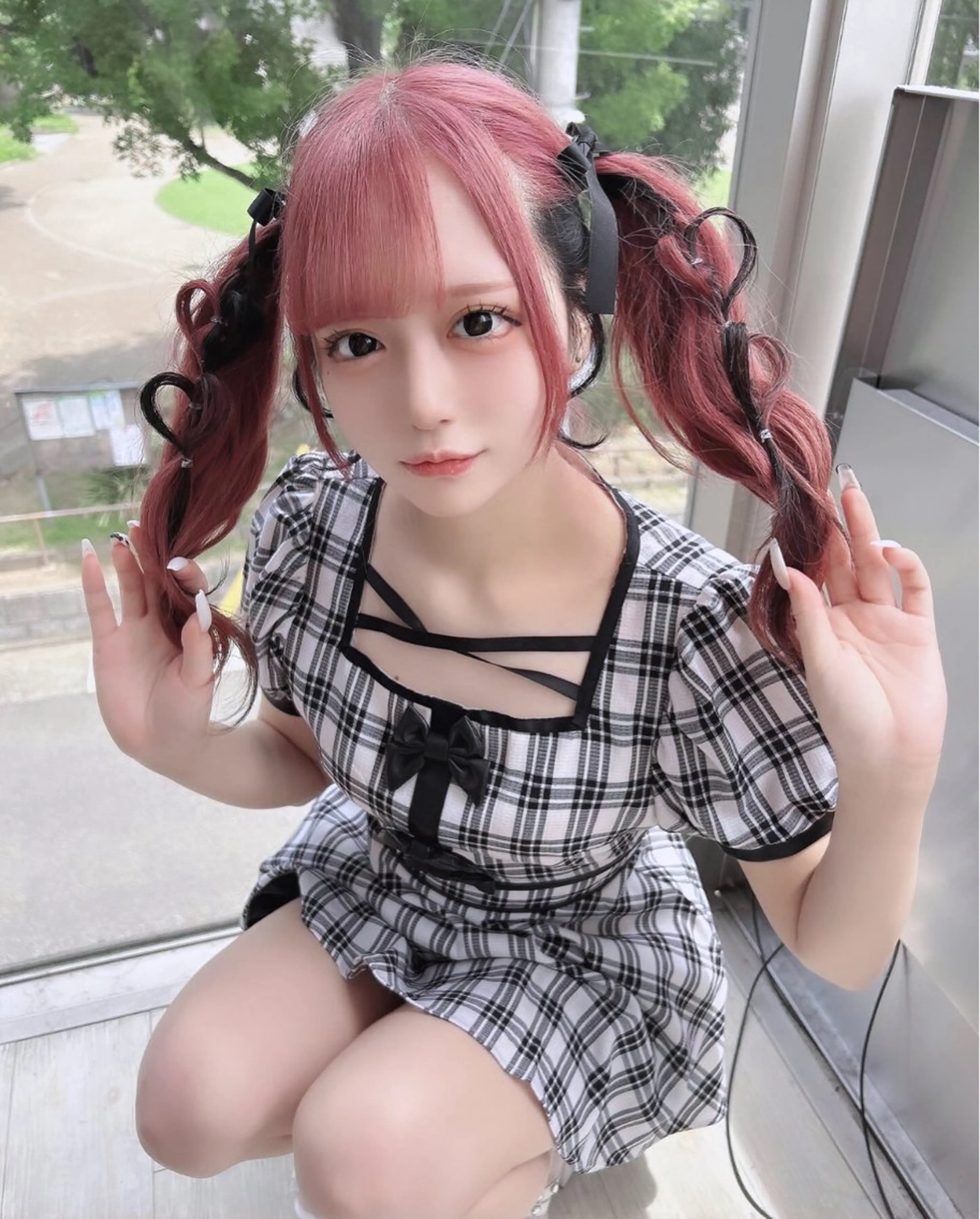 セミロング カラー ヘアアレンジ りん🌷︎名古屋 ブリーチカラーのヘアスタイル