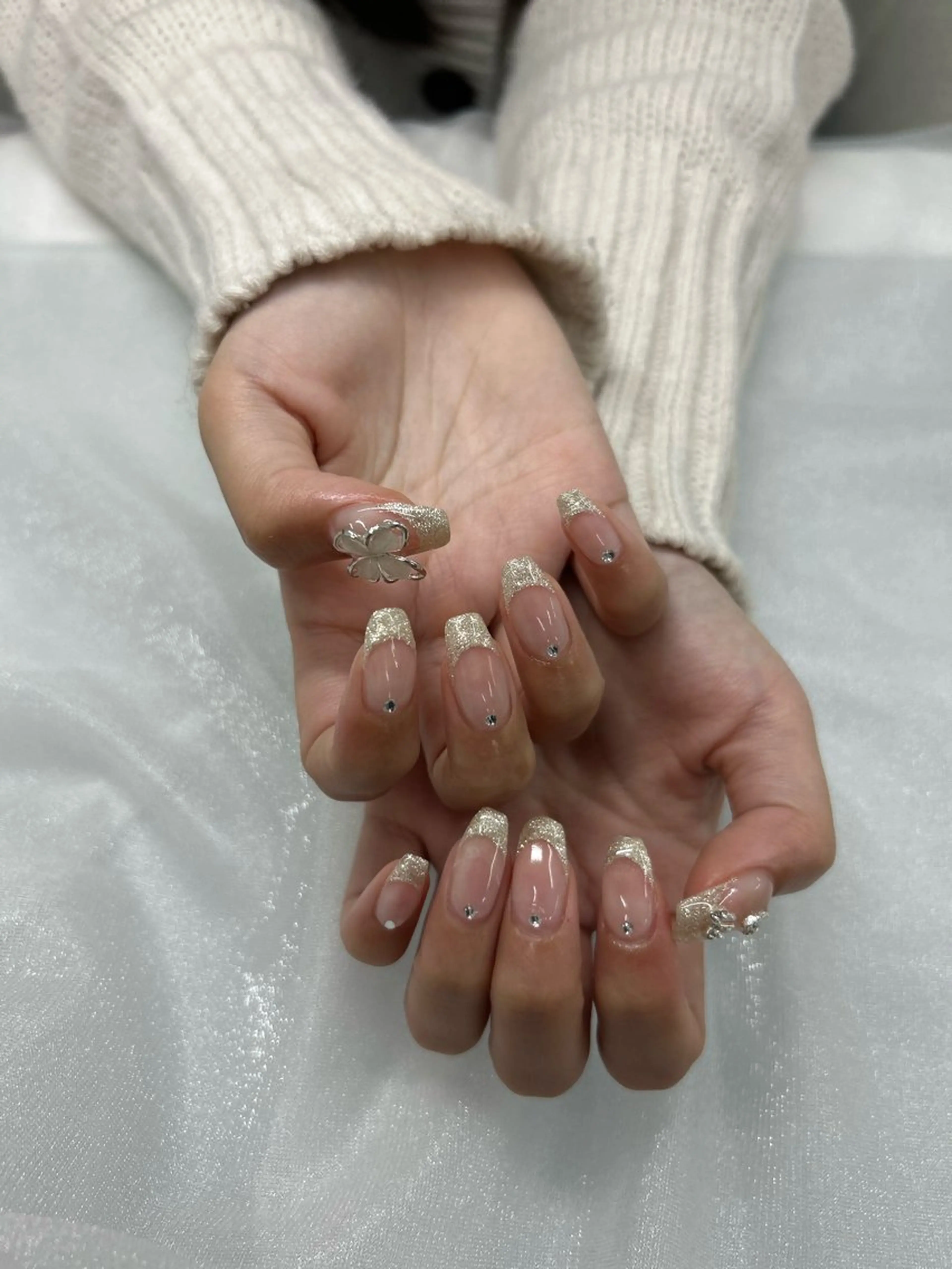 ネイル フレンチネイル ラメ(グリッター) 加藤 楓子のネイルデザイン