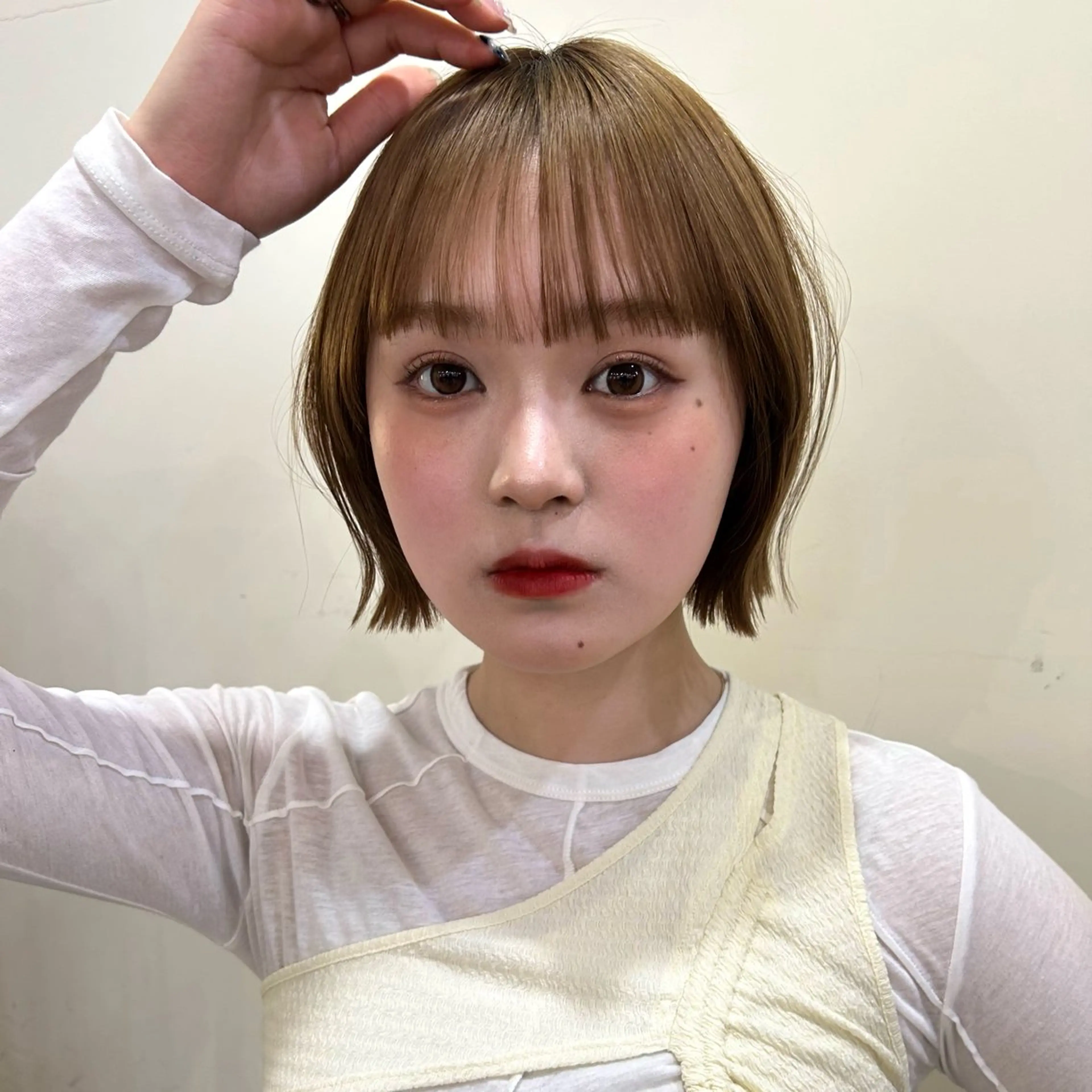 ショート ボブ くびれヘア カット ヘアカラー ベージュ/透明感/ レイヤー/あやか💕のヘアスタイル