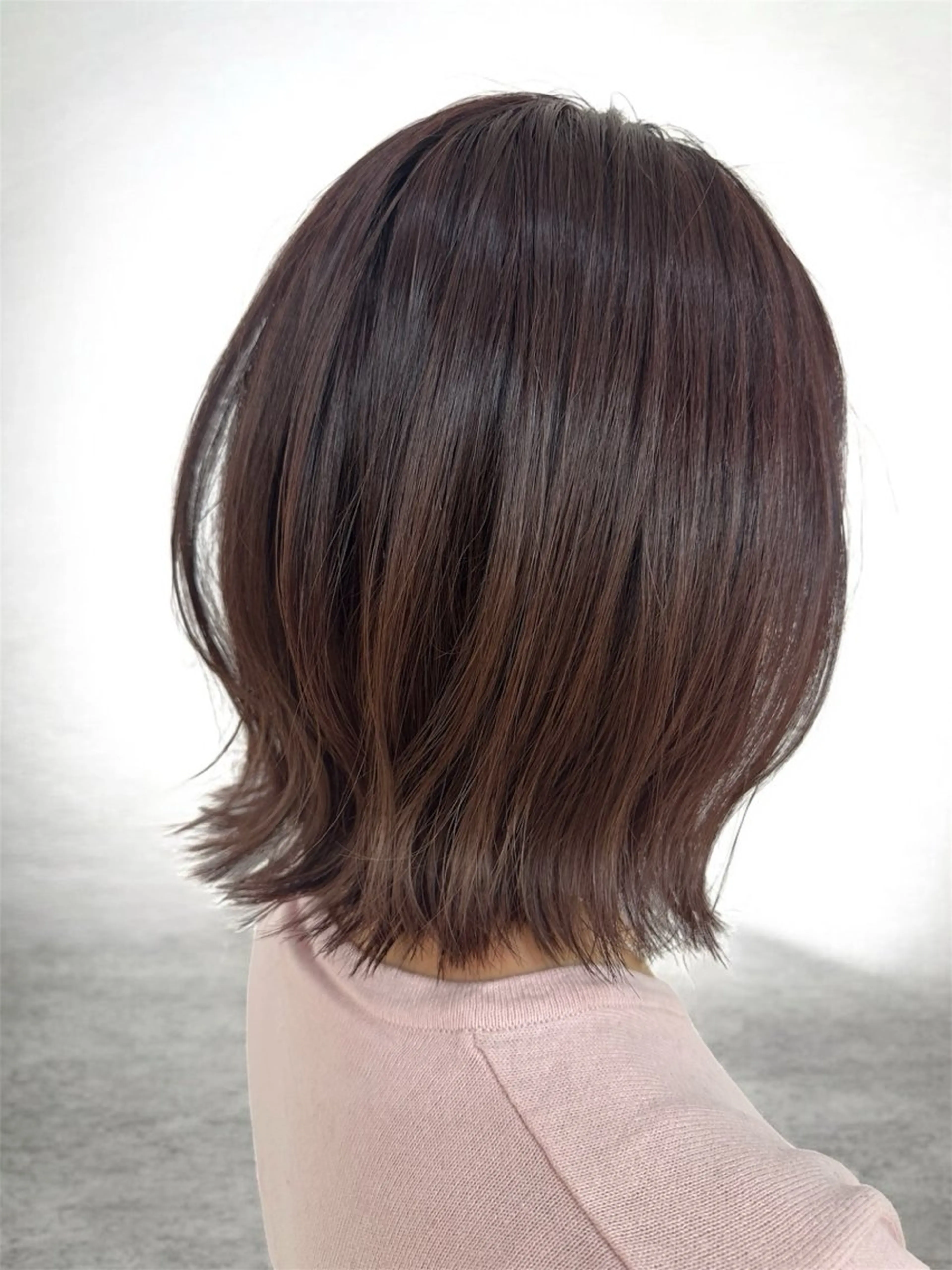 ミディアム ⭐️レイヤーカット 大人気　三澤康司⭐️のヘアスタイル