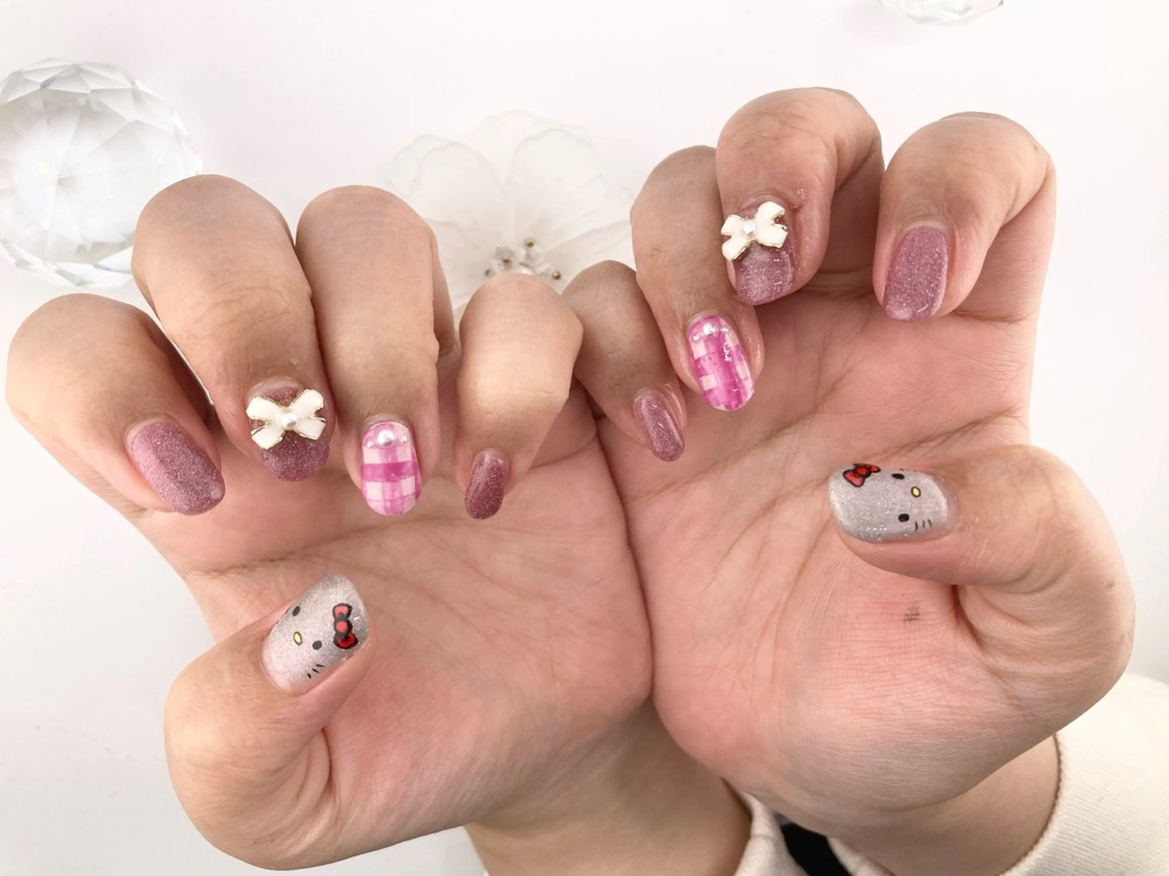 ミディアム ハンドネイル RISA nail gleeのネイルデザイン