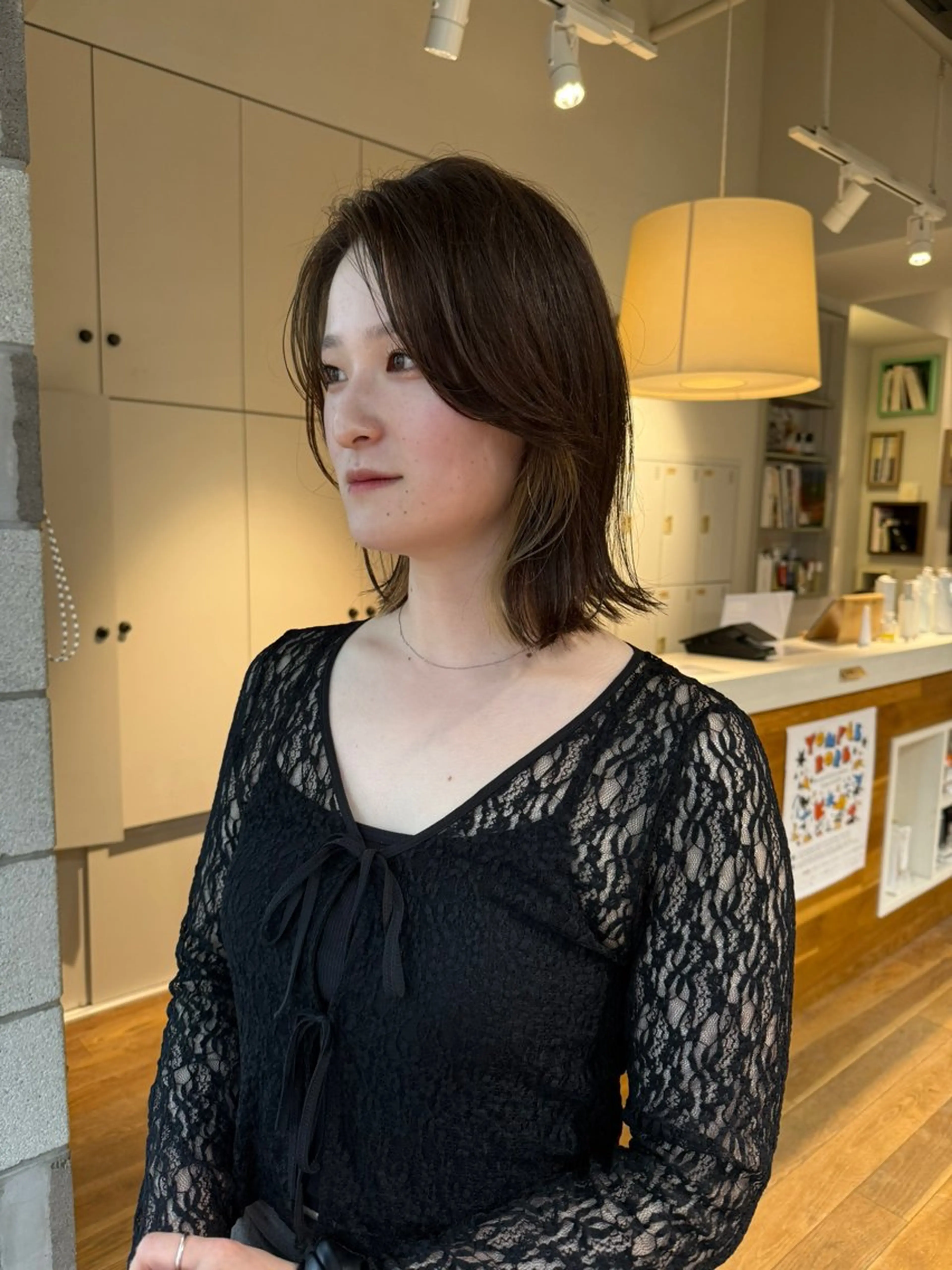 ミディアム ボブレイヤー ボブ ハイライト 髪質改善 レイヤーカット カット ヘアカラー トリートメント 松本  夏海のヘアスタイル