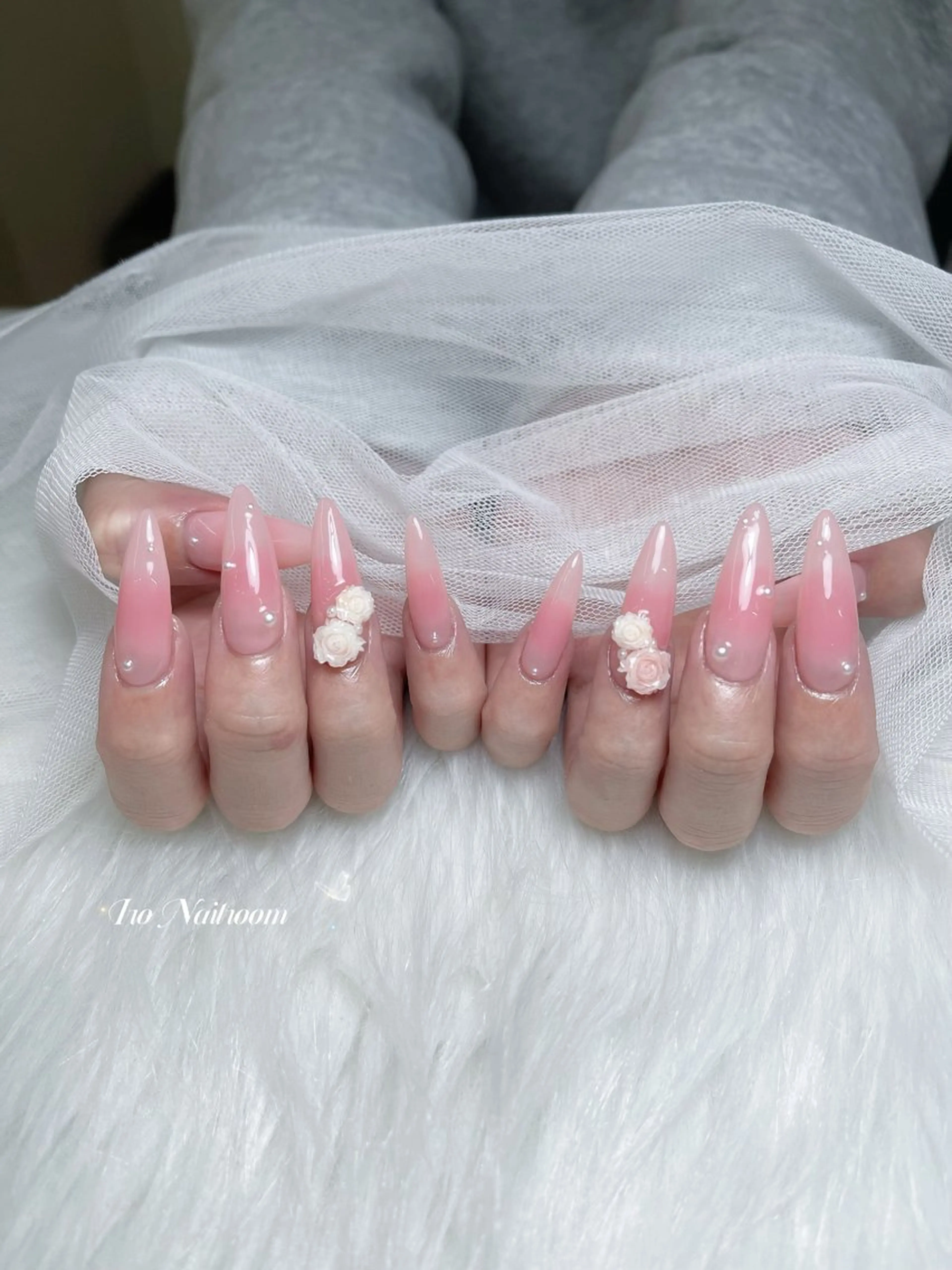 ネイル ハンドネイル IRO Nail Studioのネイルデザイン