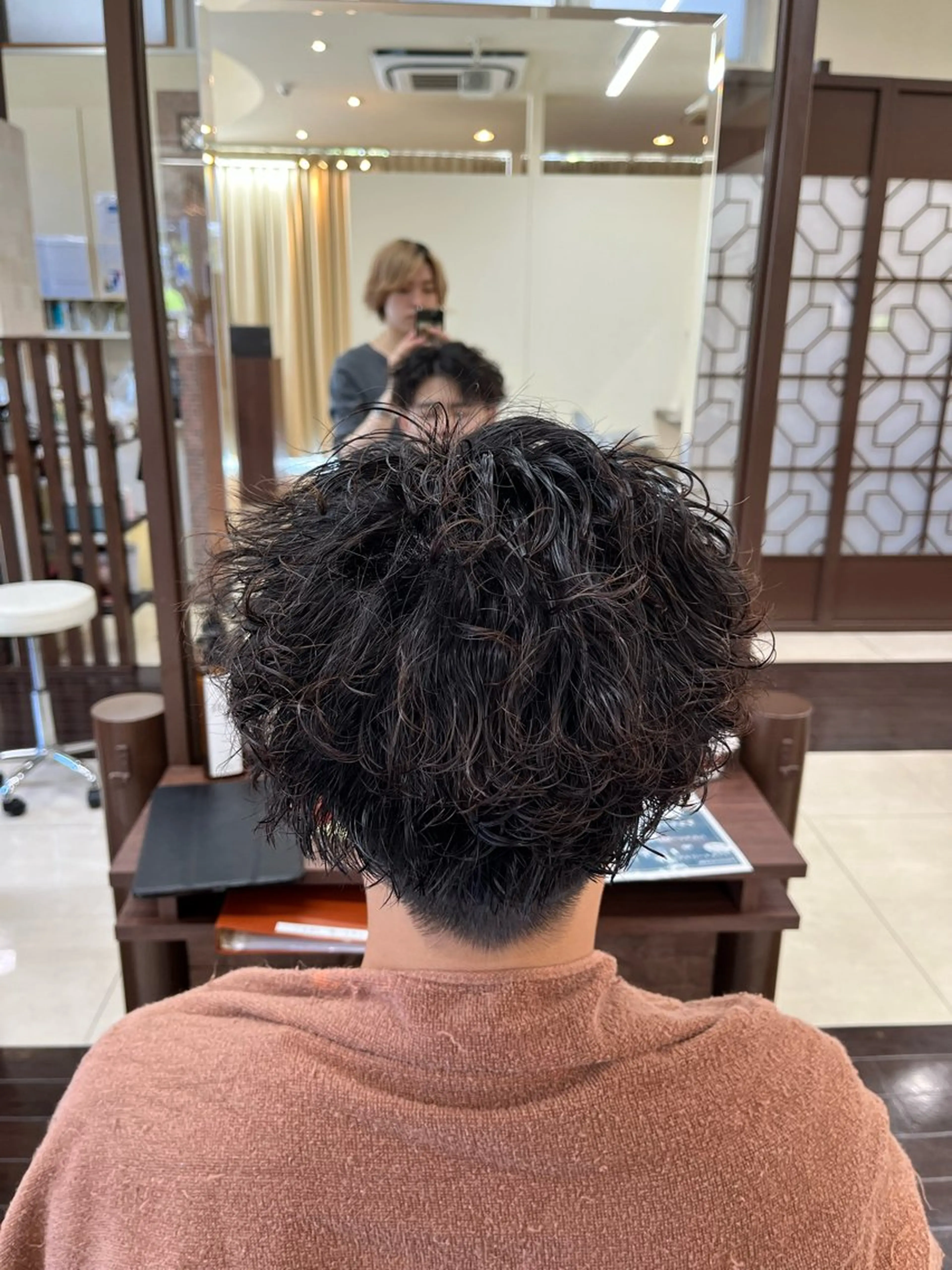 ショート パーマ メンズ メンズパーマ 波巻きパーマ スパイラルパーマ 🧊メンズ特化🧊 高木航希のヘアスタイル