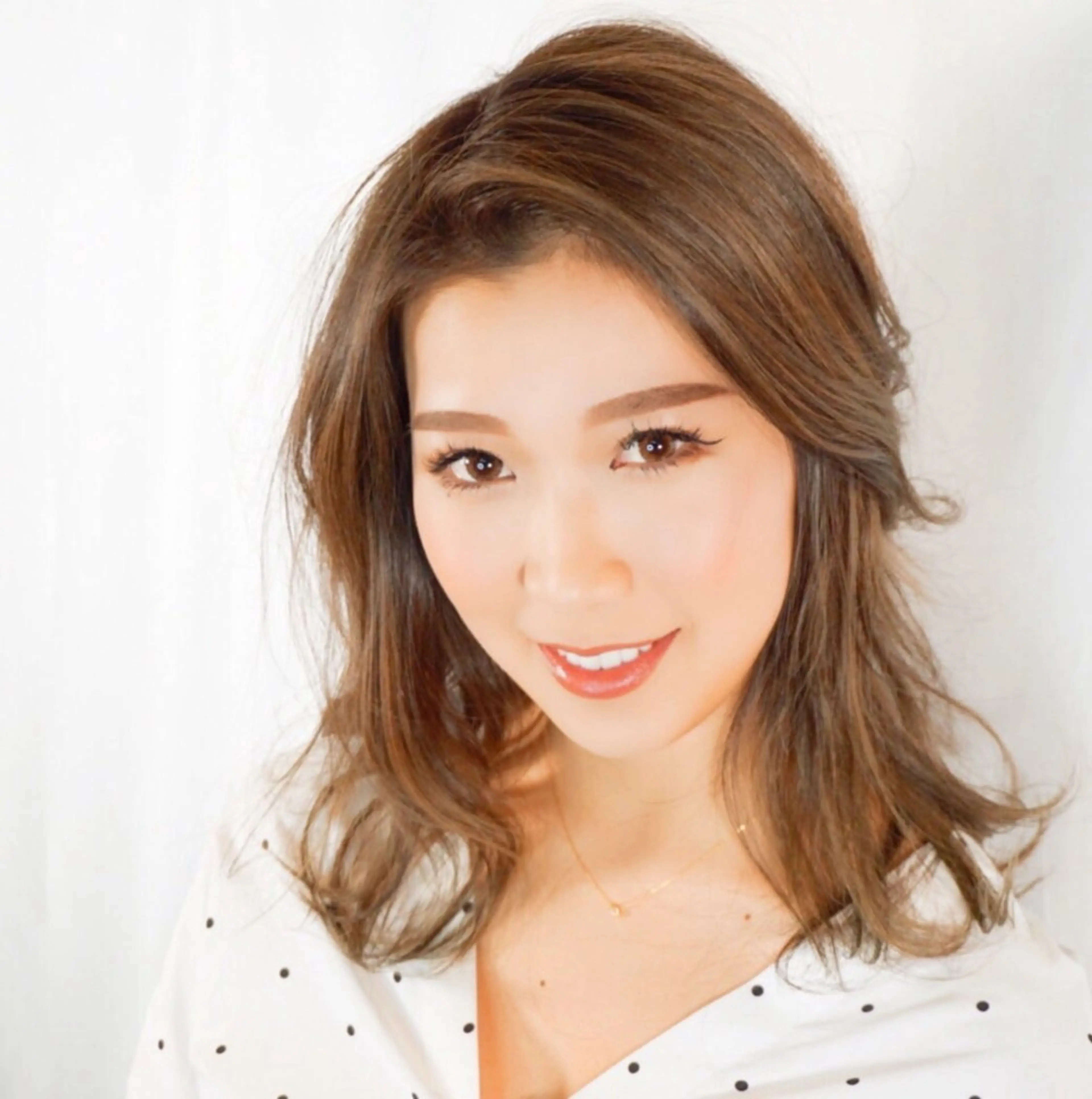 セミロング カラー 中川原 大介のヘアスタイル