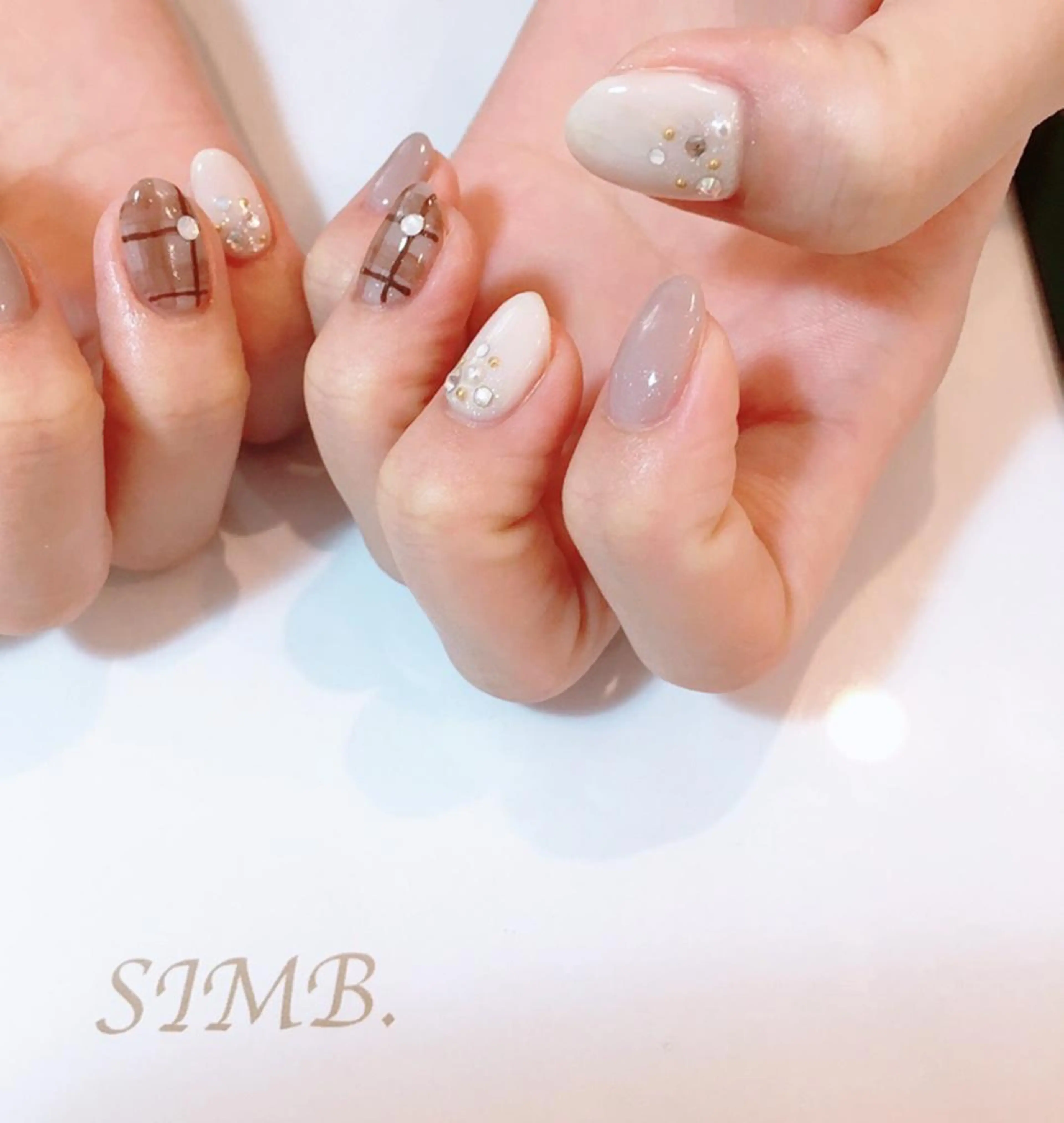 ネイル ブラウン オフィスネイル nailsalon SIMB.のネイルデザイン