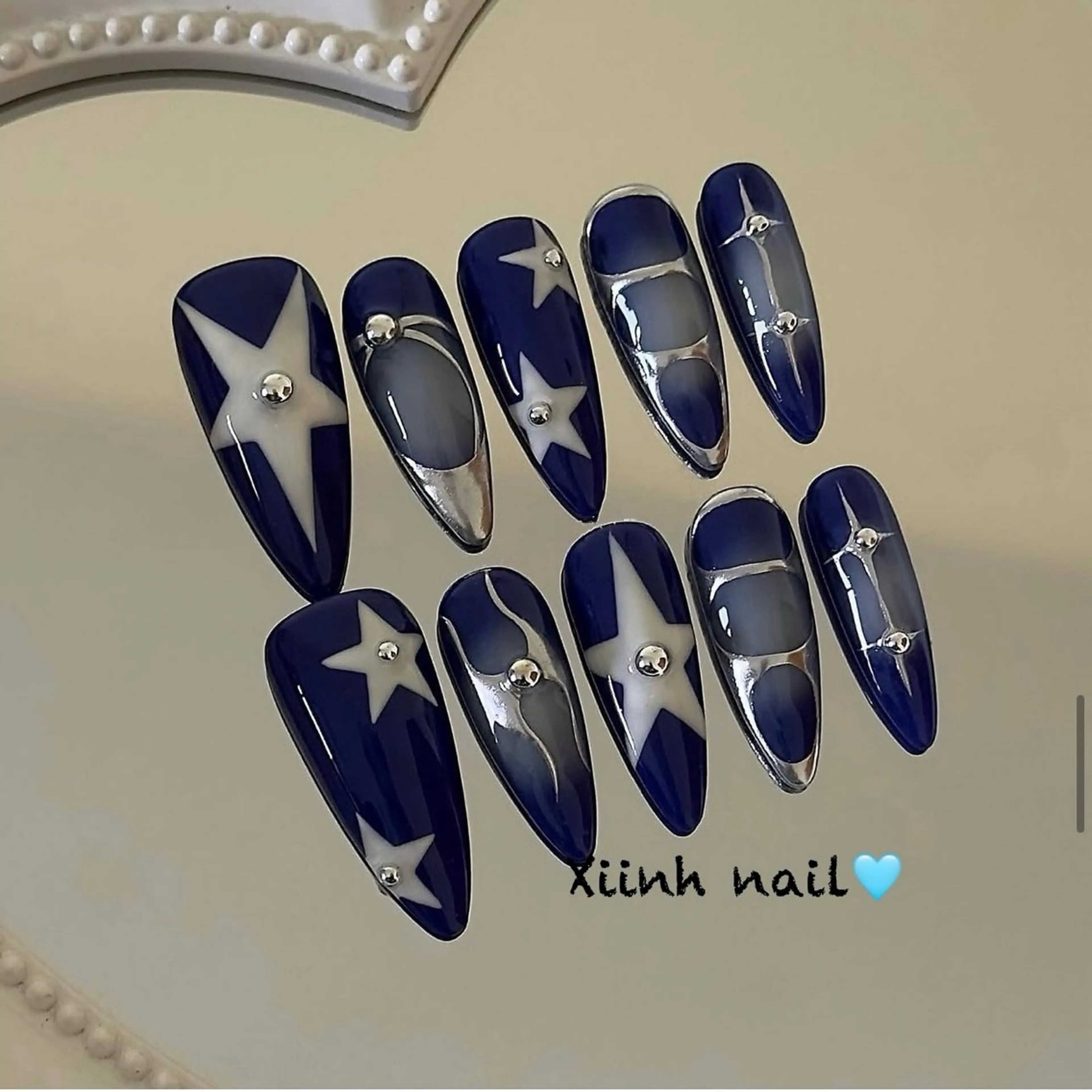 ネイル チークネイル 桜ネイル フットネイル ジェルネイル ハロウィン ハンドネイル XIINH NAIL SALONのネイルデザイン