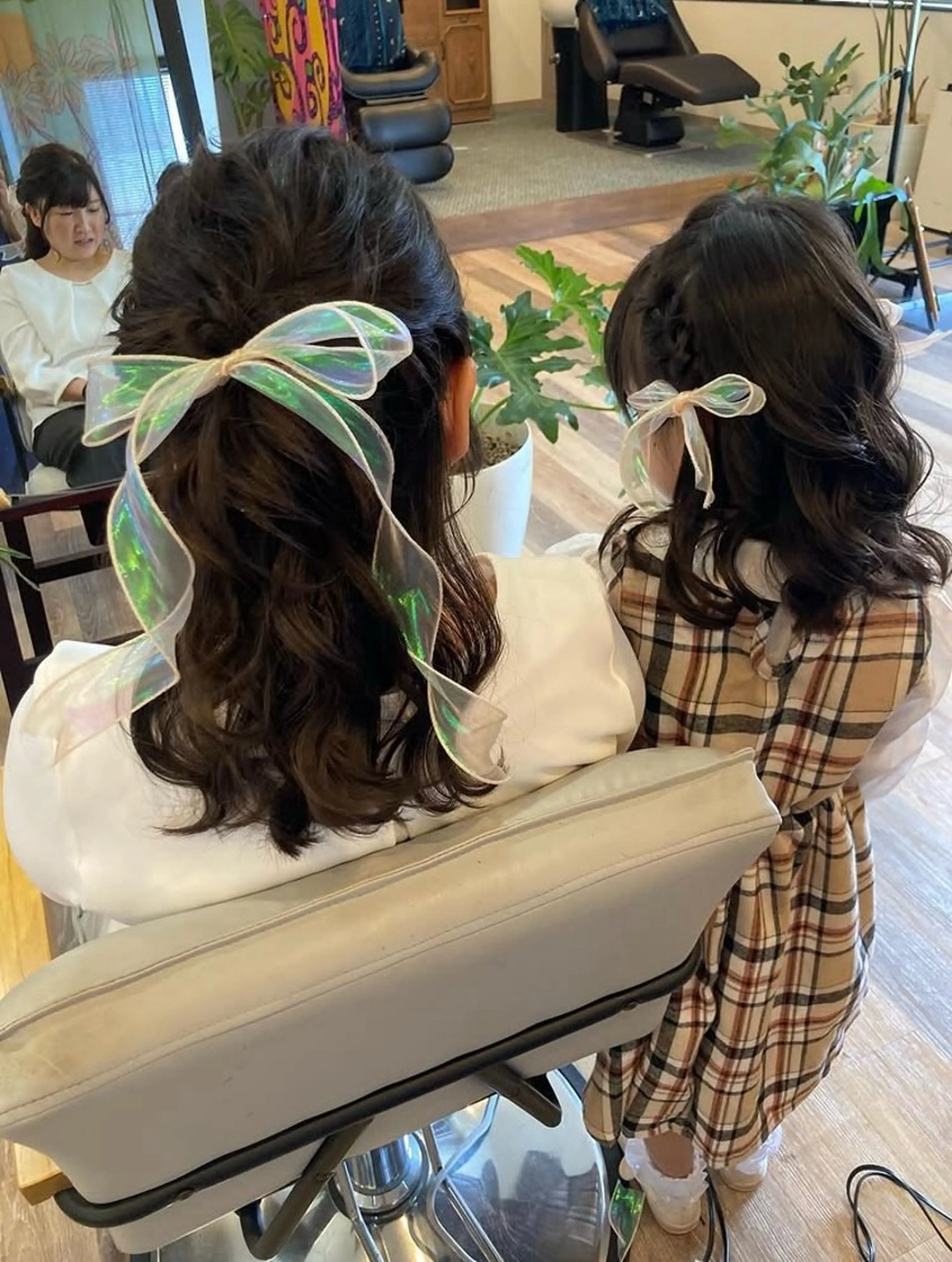 セミロング ヘアセット 中野 紹江のマツエク・マツパデザイン