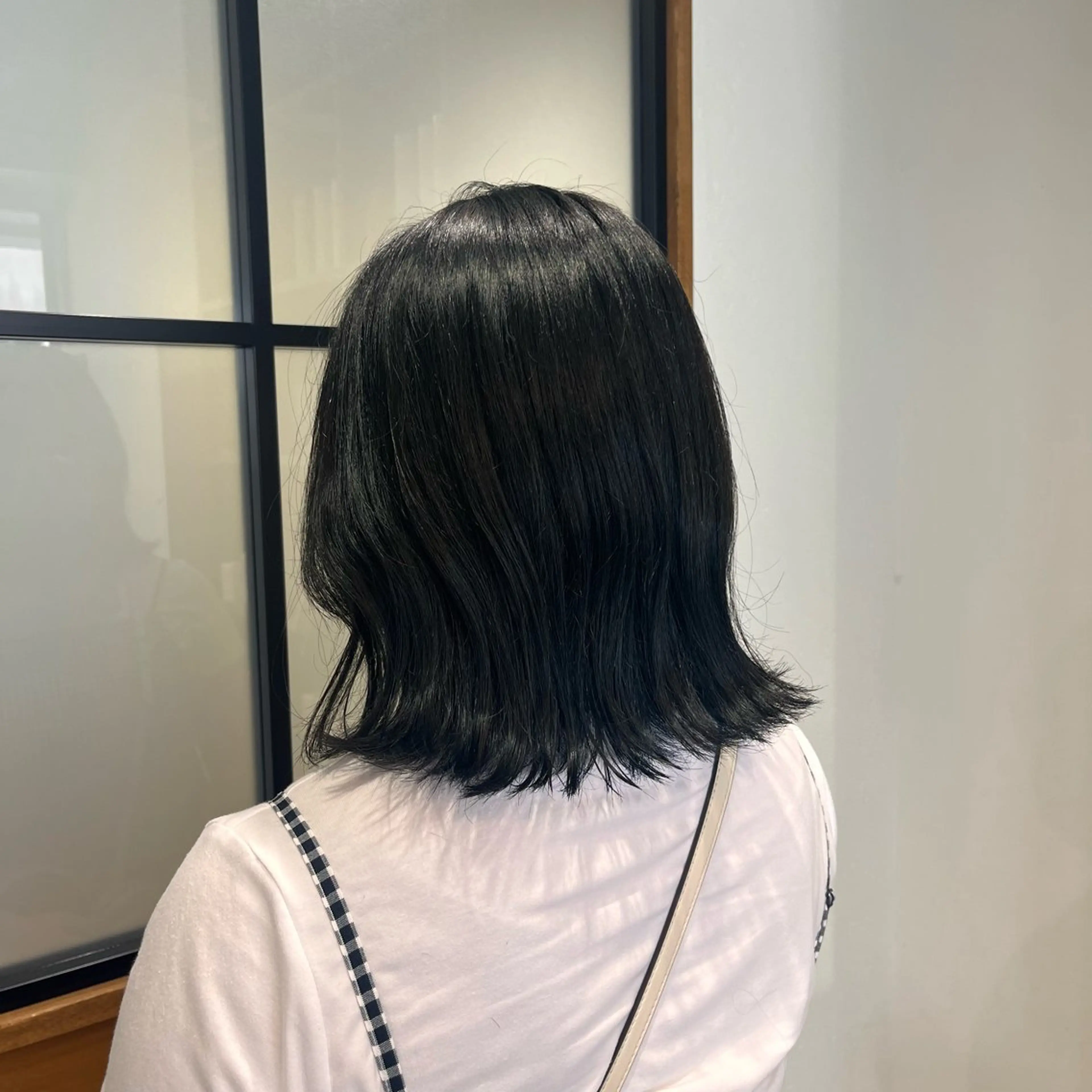 カラー 黒髪 ブルーカラー ブルーブラック 、 、のヘアスタイル