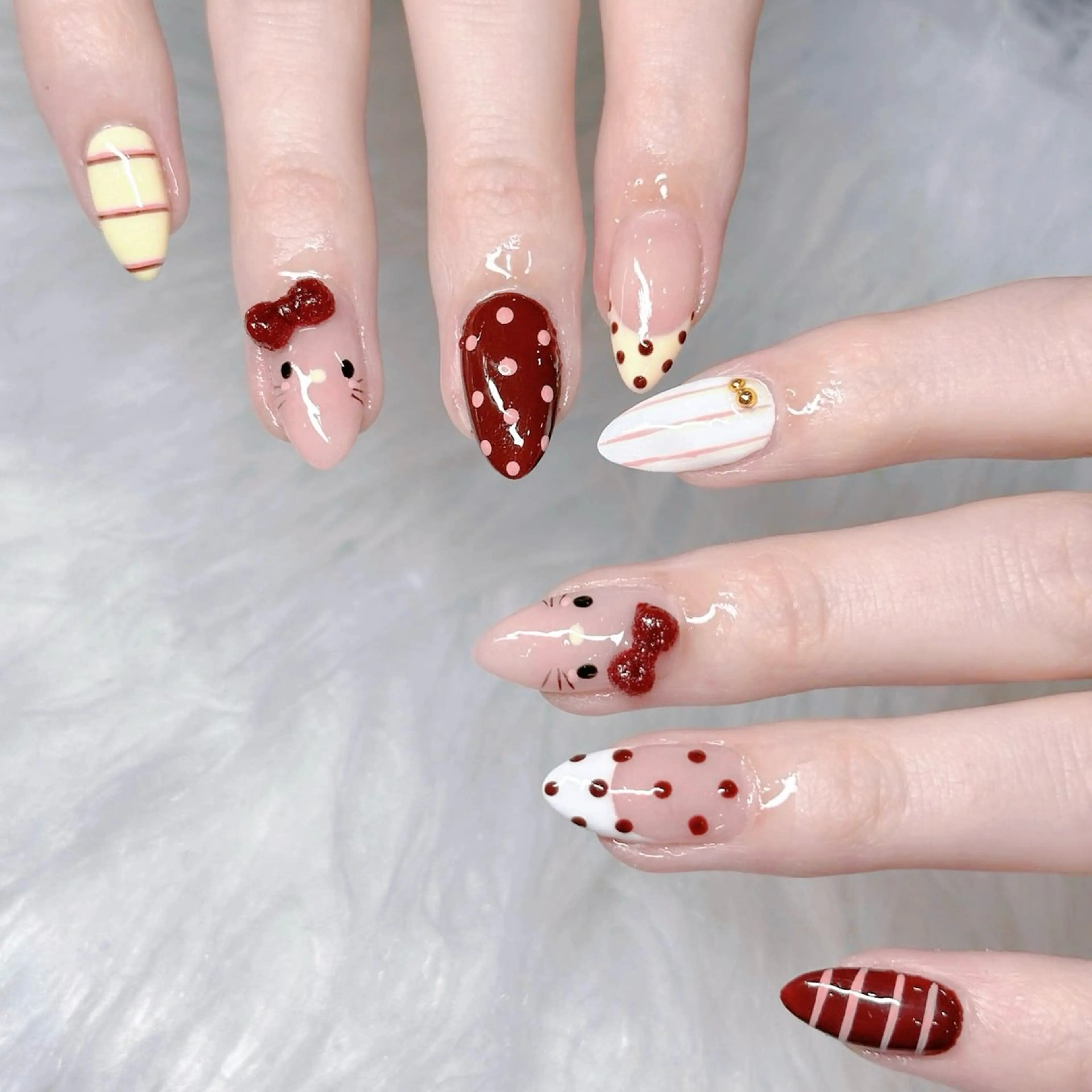 ネイル オーロラネイル グラデーション ハート ホログラムネイル キラキラネイル HA NIのネイルデザイン