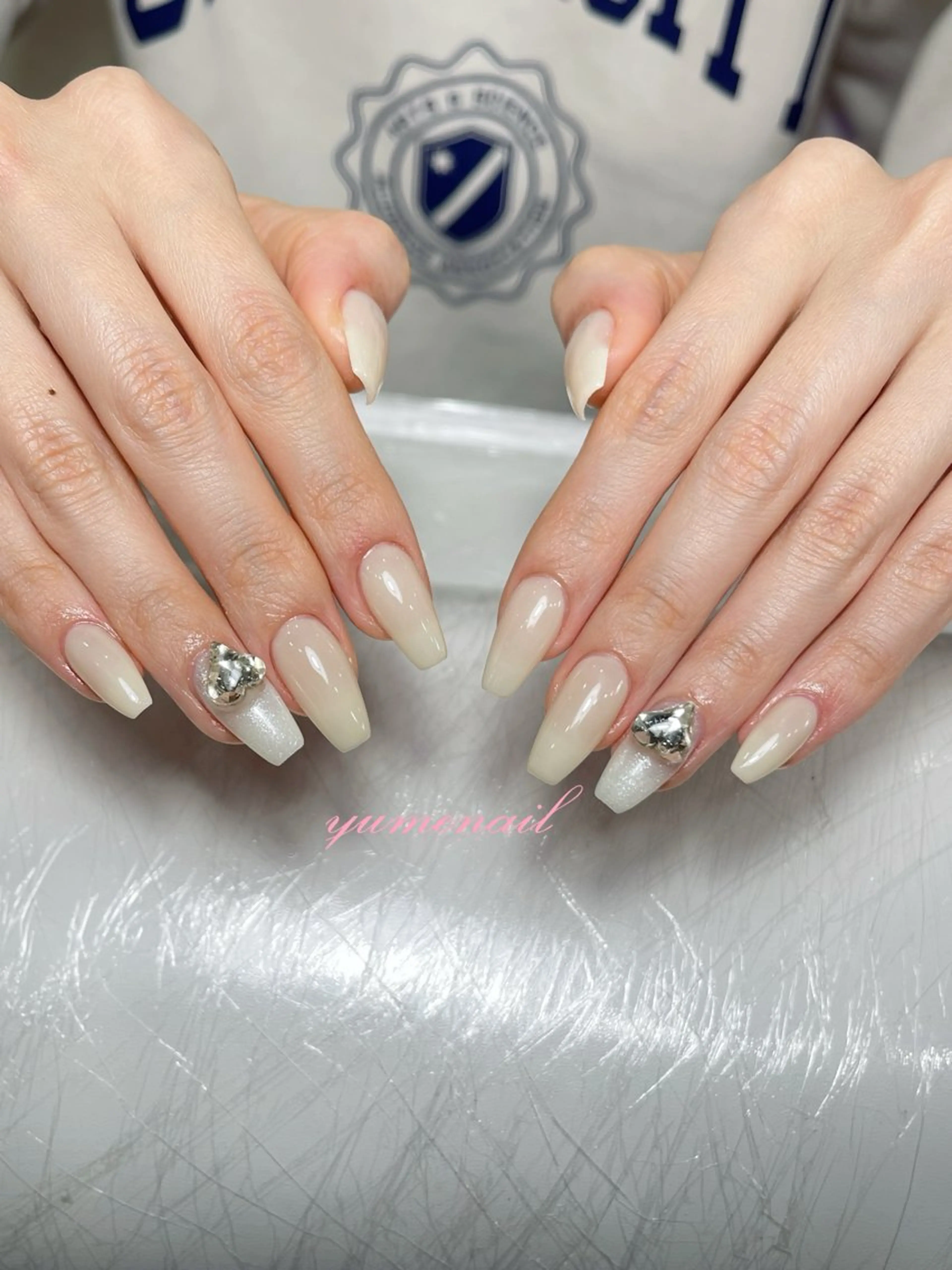 ミディアム ヒエン NAILのネイルデザイン