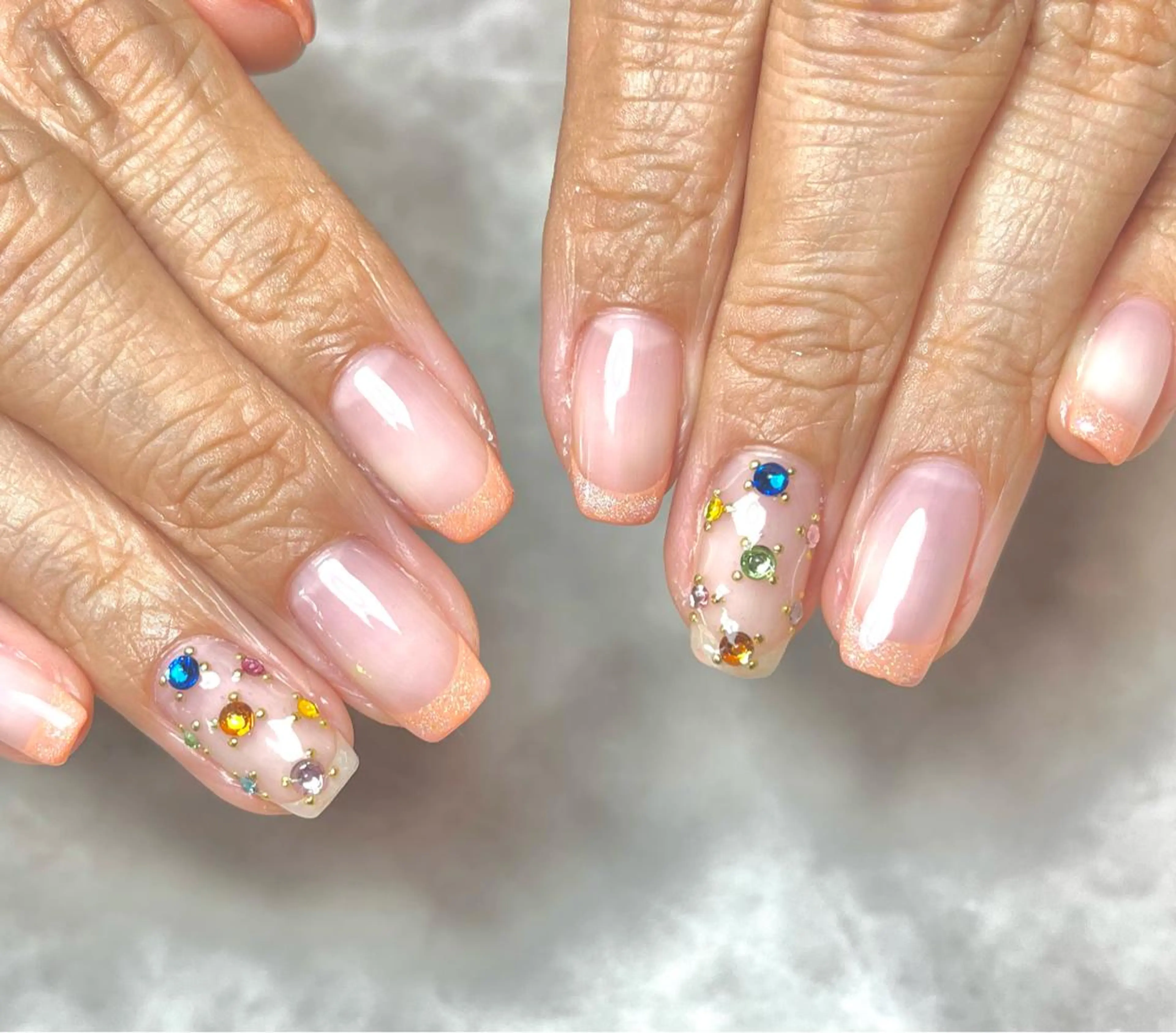 ネイル ジェルネイル ガーリー キラキラネイル 韓国ネイル マグネットネイル ハンドネイル nails' it...のネイルデザイン