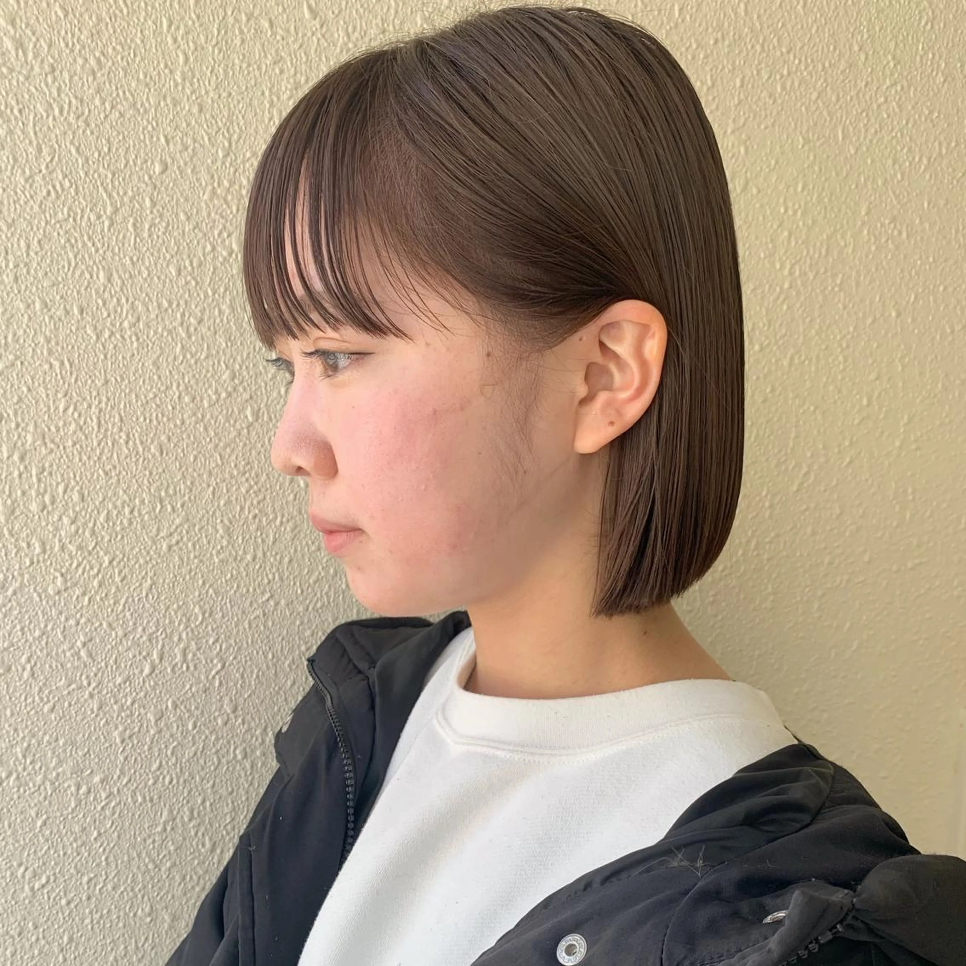 ショート カラー ボブ iLi 《イリ》のヘアスタイル