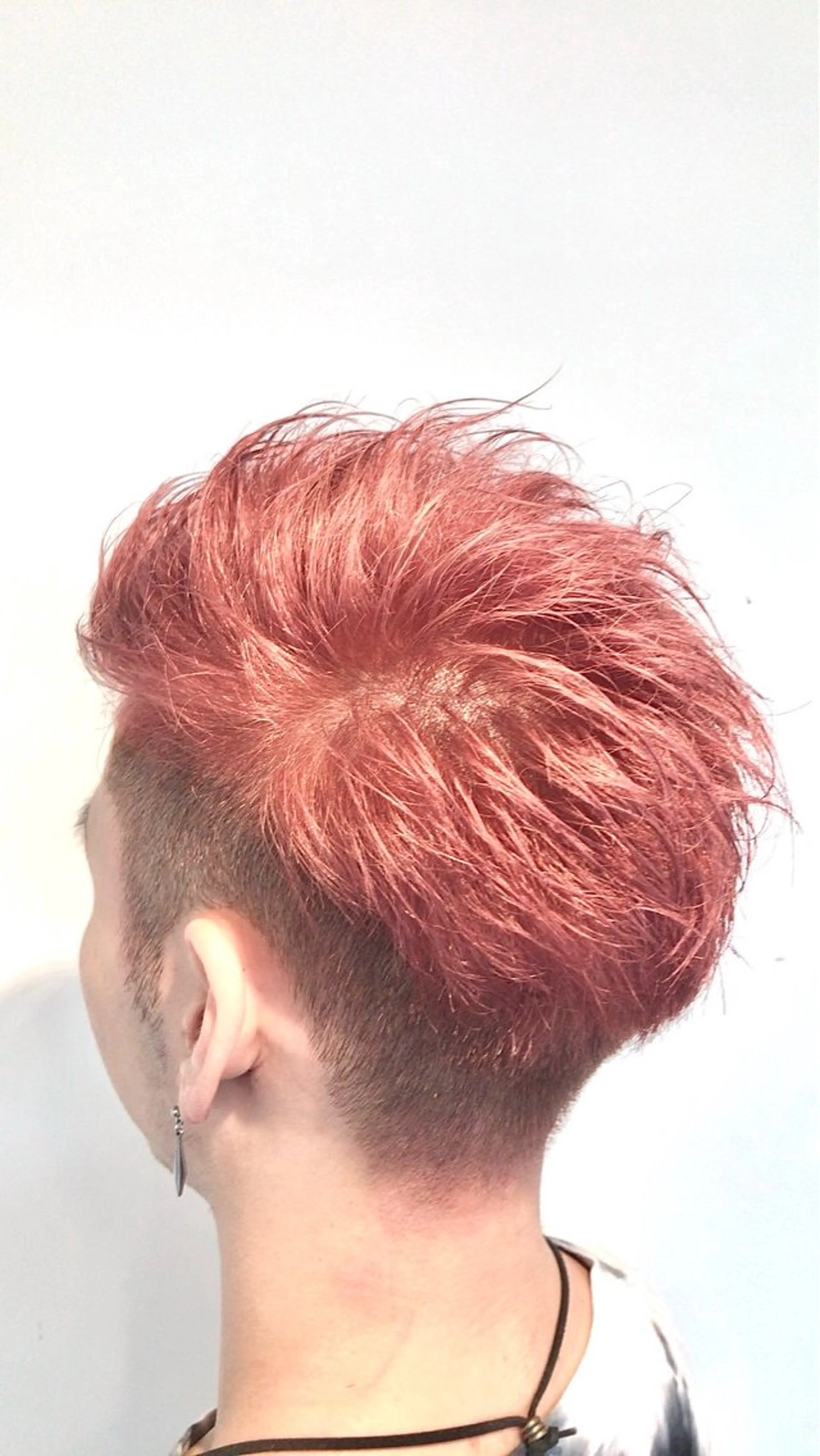 ショート カラー メンズ メンズブリーチ ブリーチ ピンクカラー men'ssalon Loui(ルイ)烏丸のヘアスタイル