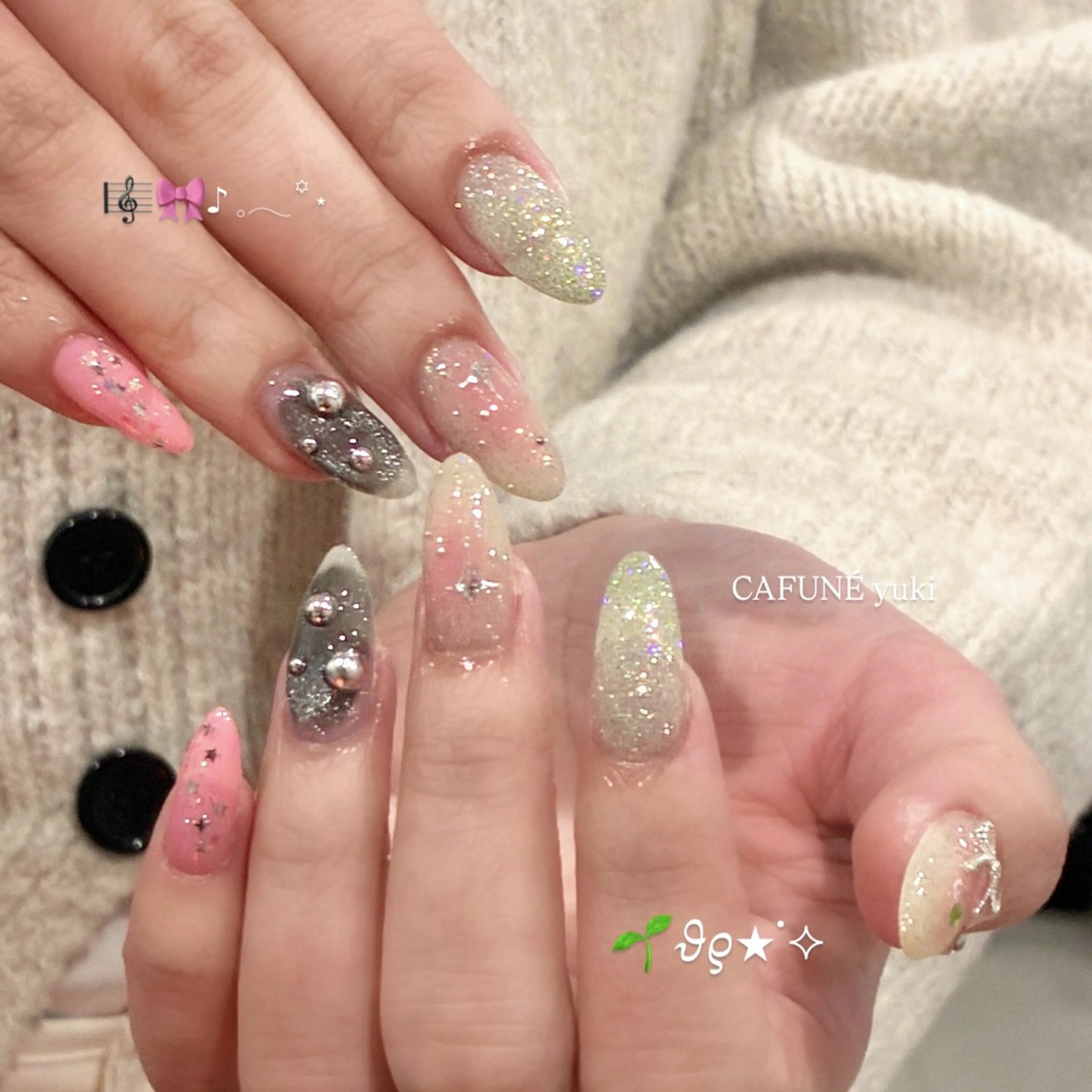 ネイル ハンドネイル 🎼CAFUNÉ_ TOKYO.•*¨のネイルデザイン