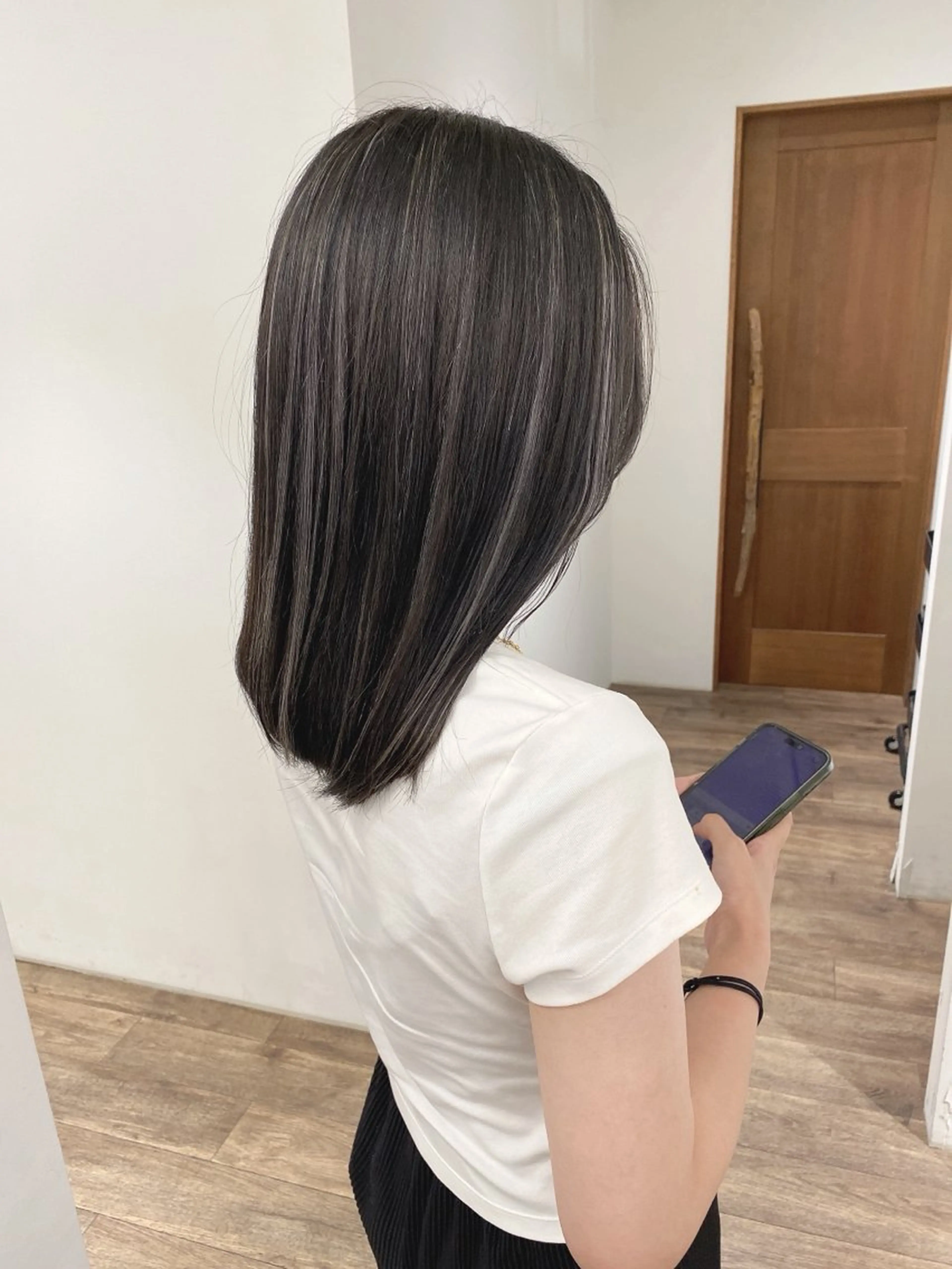 セミロング カラー ヘアカラー トリートメント ハイライト⭐️上野 高広のヘアスタイル