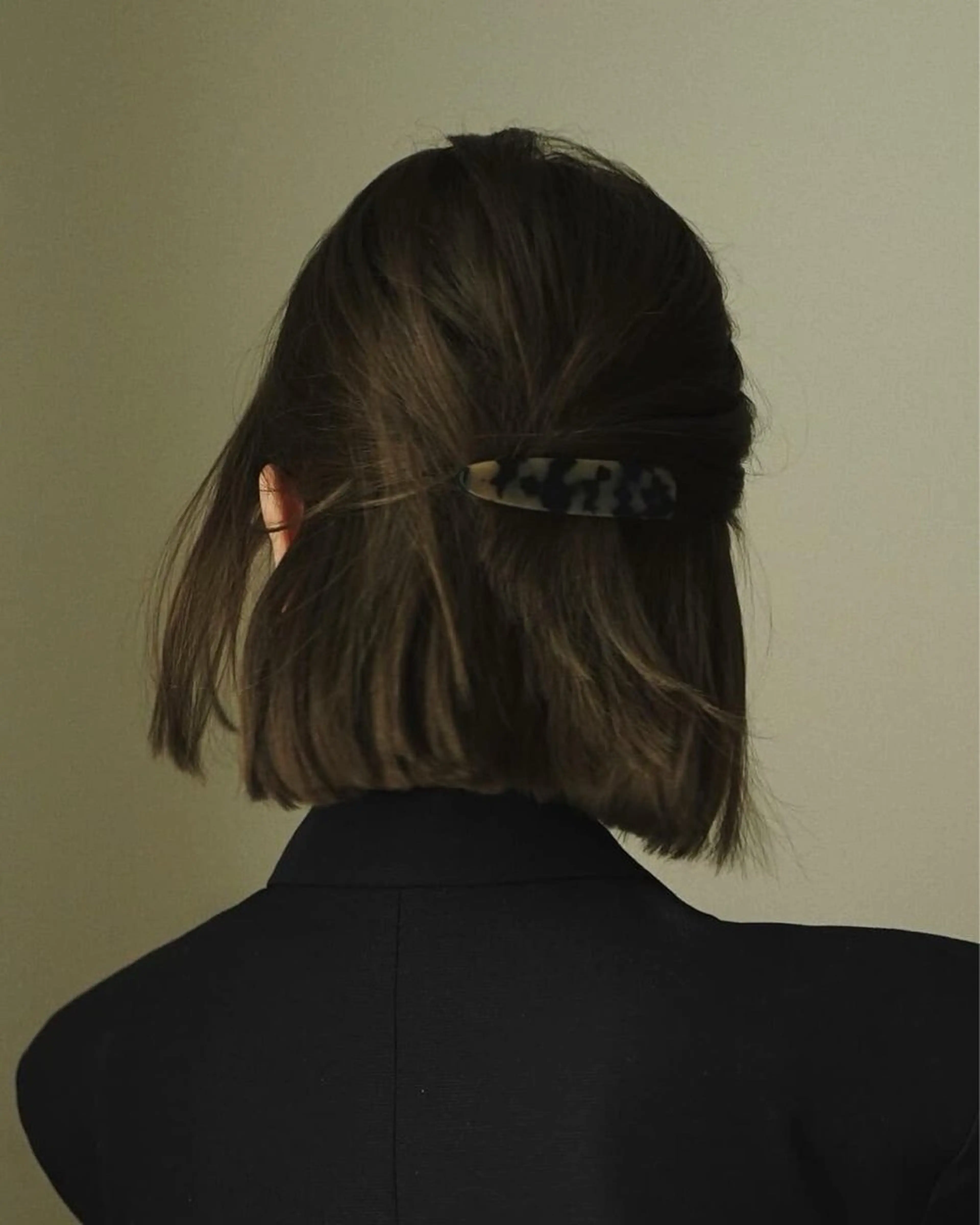 ミディアム カラー ブリーチ ケアブリーチ 透明感カラー ダブルカラー ブリーチなしカラー ヘアカラー トリートメント nonoka オリーブ/レイヤーのヘアスタイル