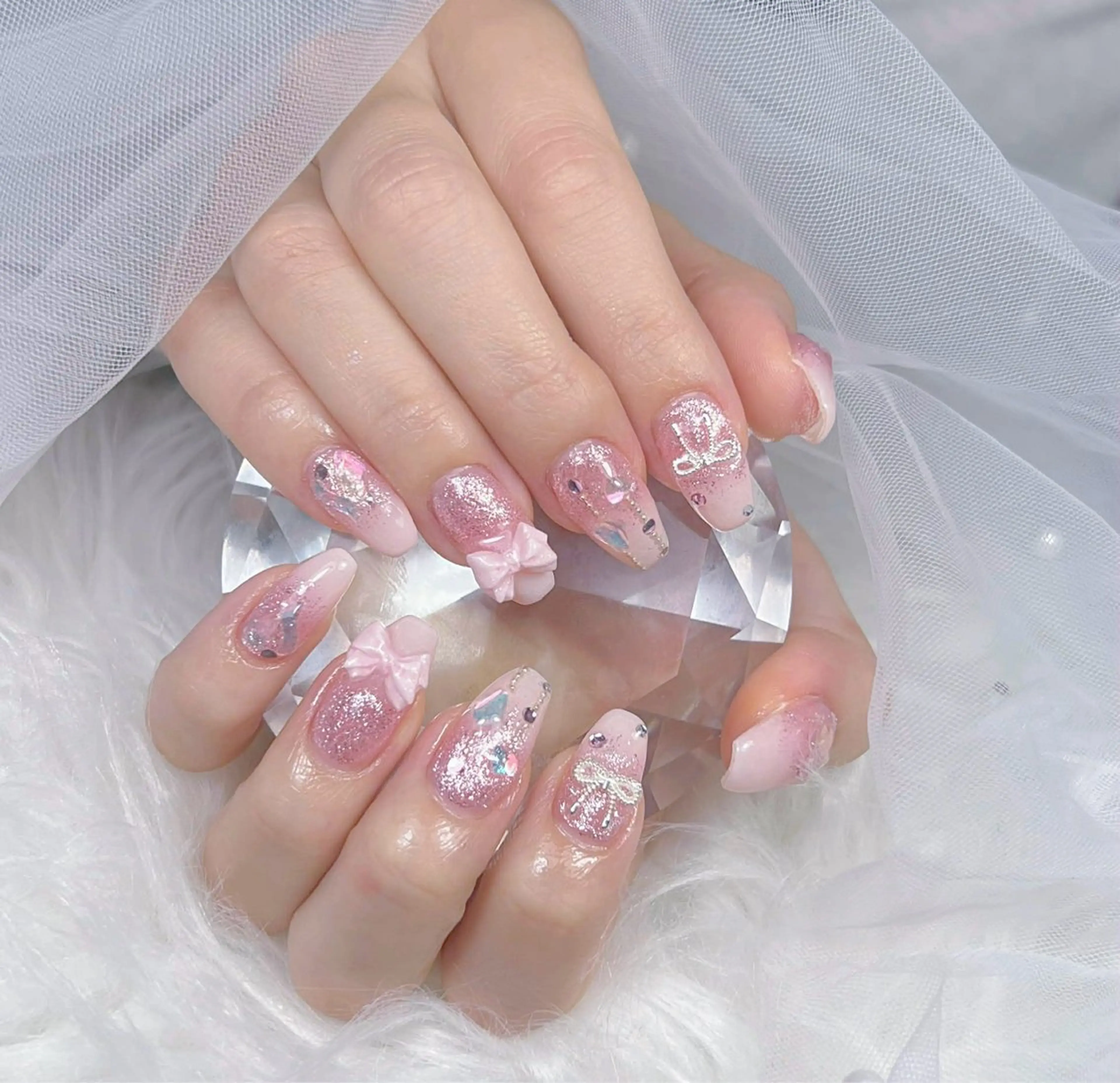 ネイル アートネイル オーロラネイル チークネイル 長さ出し フットネイル Miya _nailのネイルデザイン