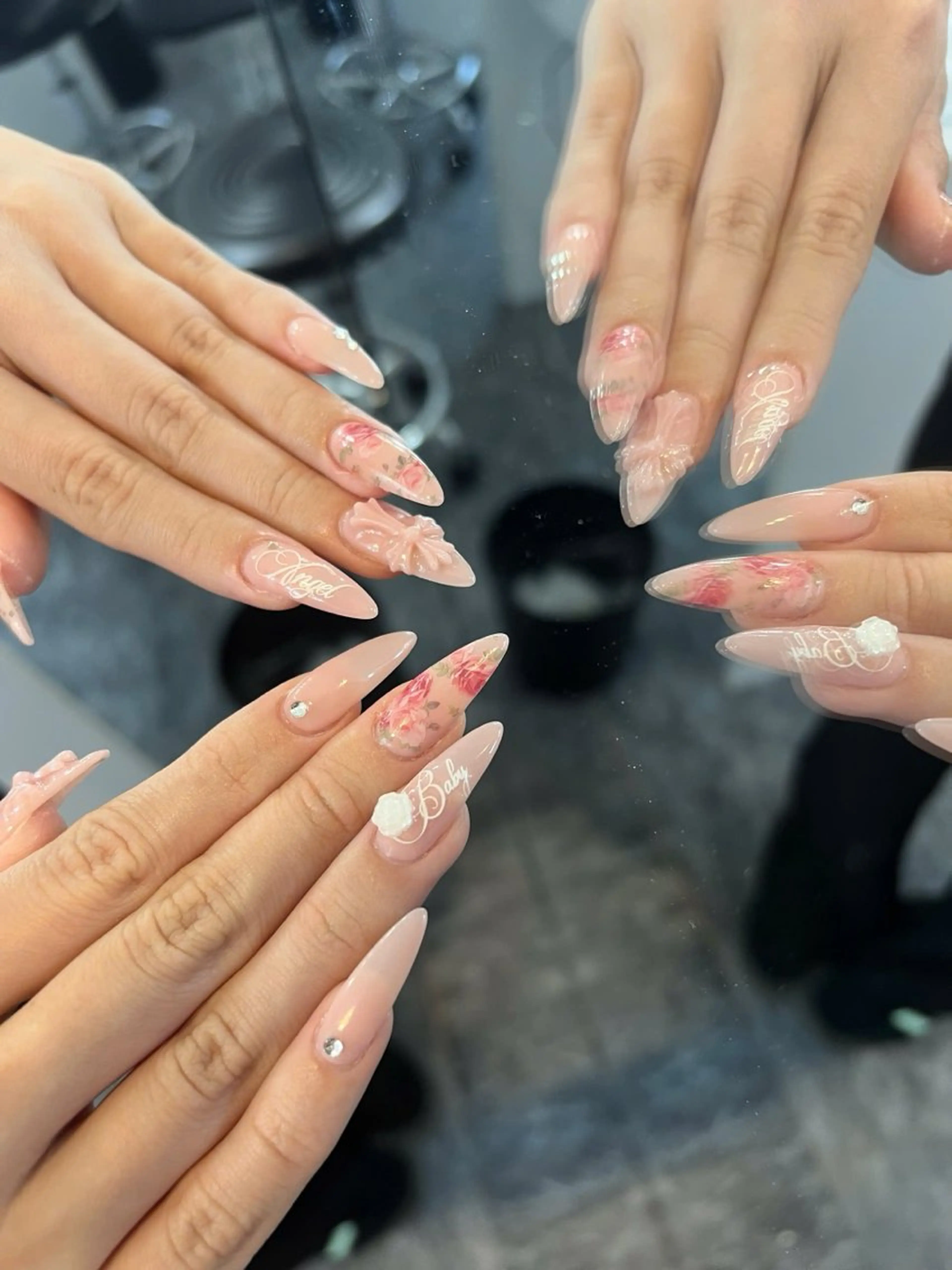 ネイル ガーリー ハート 韓国ネイル ニュアンスネイル リボン Sora nail 長さ出し専門店のネイルデザイン