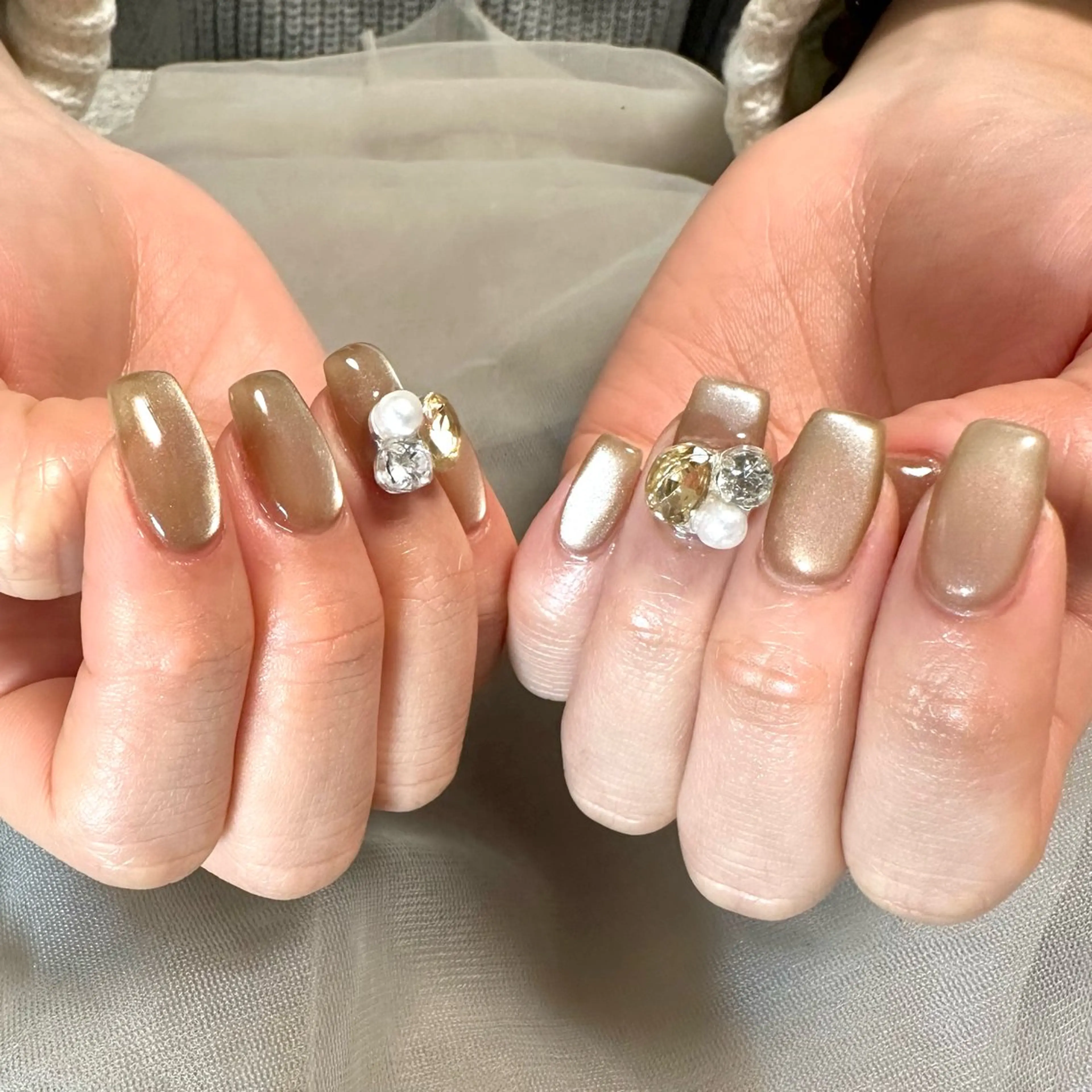 ネイル ストーンネイル ハンドネイル Moon  Nail /栄　大須のネイルデザイン