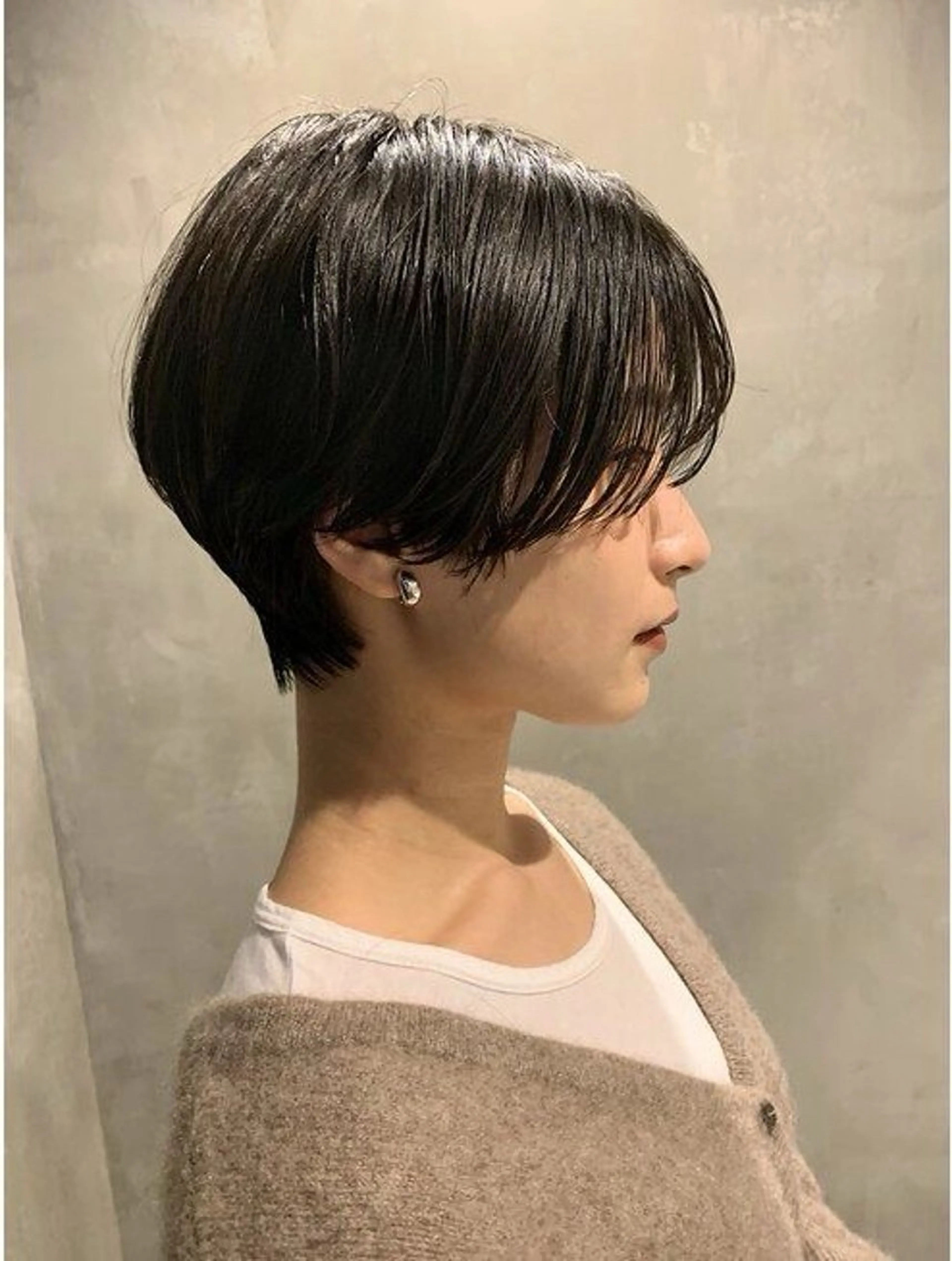 ショート 盛れる透明感カラー・ momokaのヘアスタイル